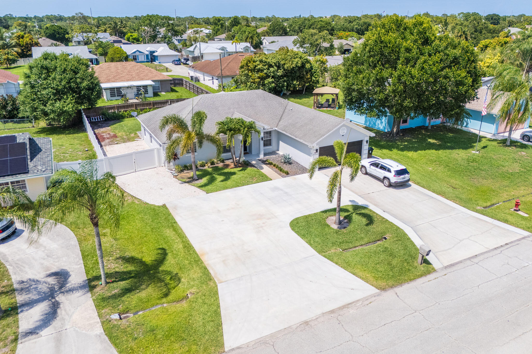 PORT ST LUCIE SECTION 18 - Residential Lease