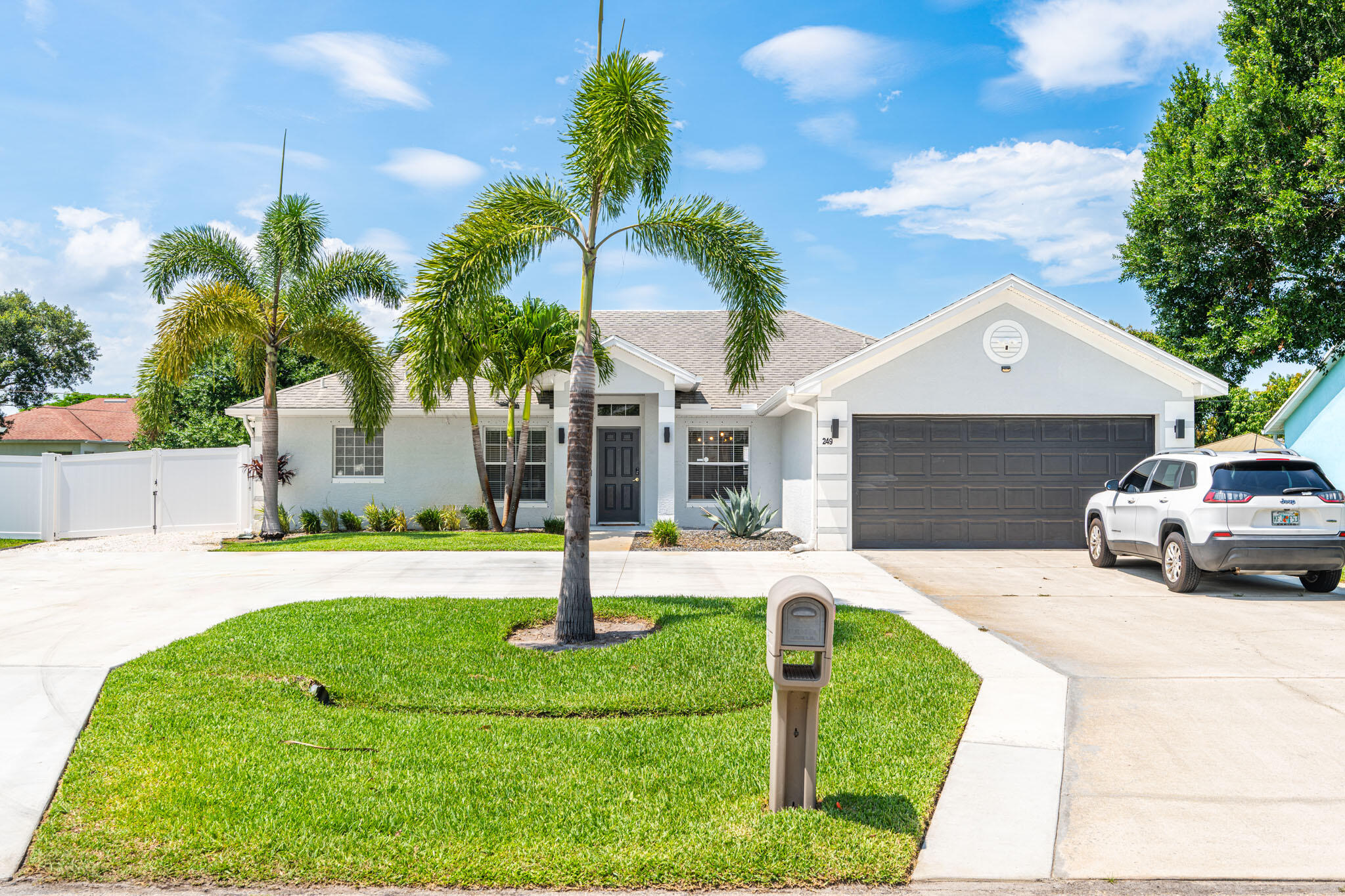 PORT ST LUCIE SECTION 18 - Residential Lease