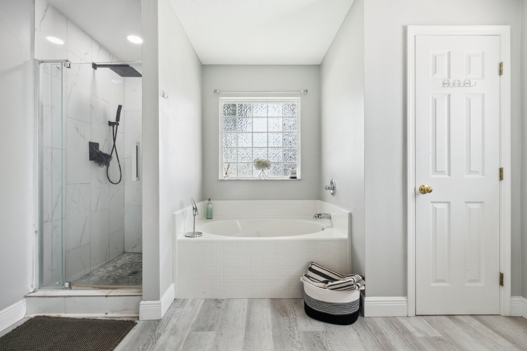 PORT ST LUCIE SECTION 18 - Residential Lease