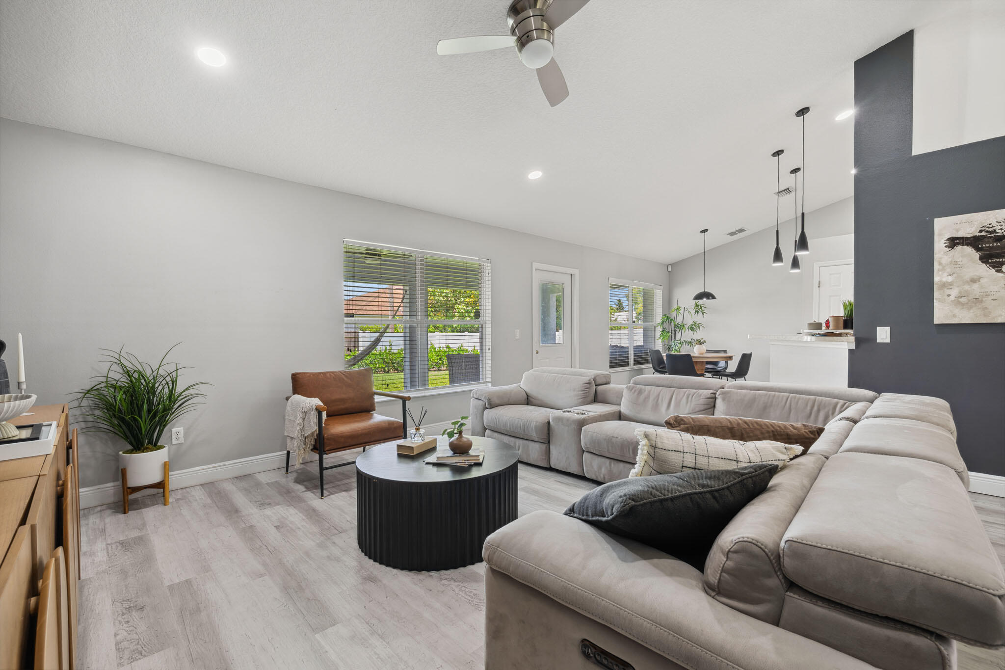 PORT ST LUCIE SECTION 18 - Residential Lease