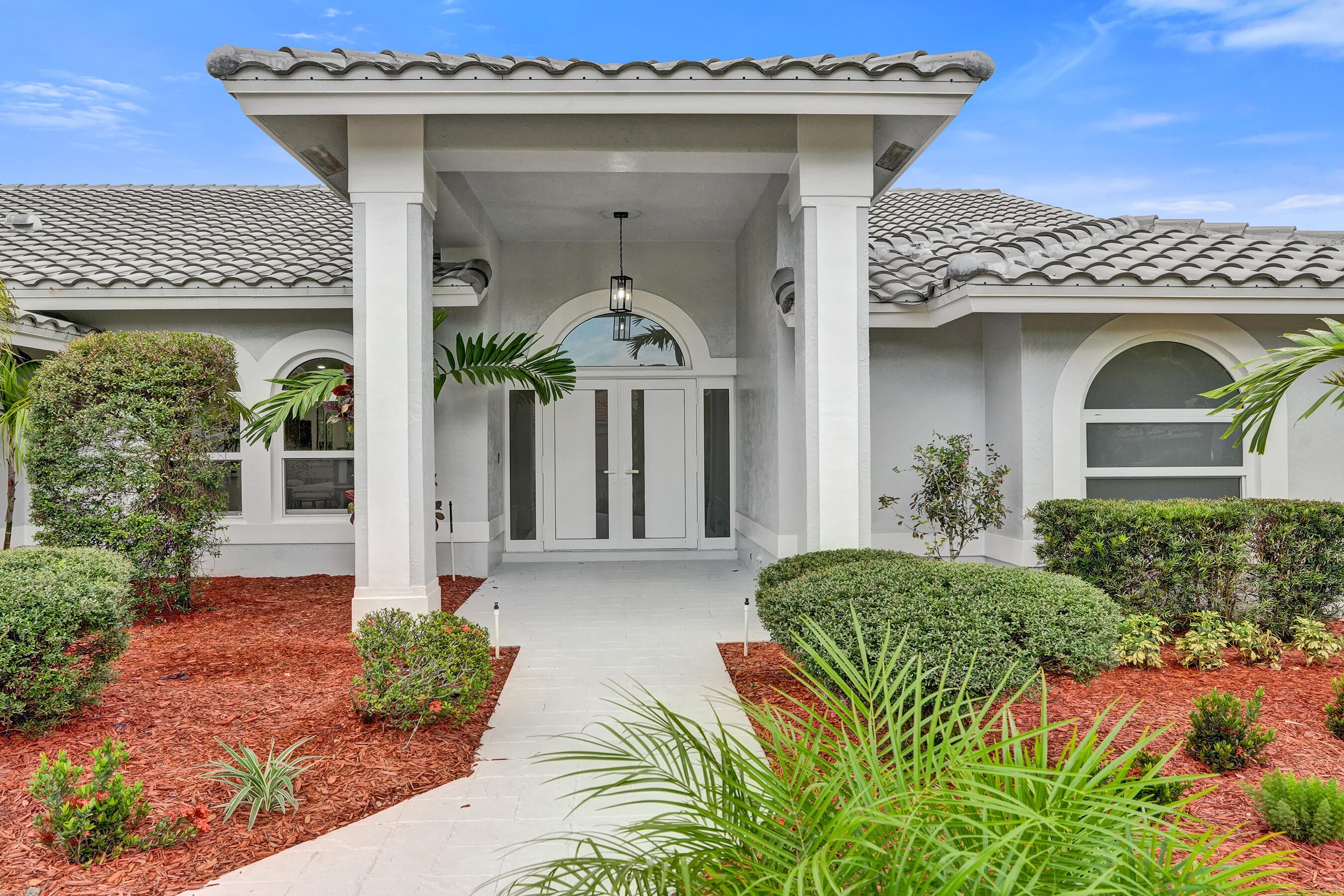1721 NW 127th Way, Coral Springs, FL, 33071/$850,000 1 1721 NW 127th Way