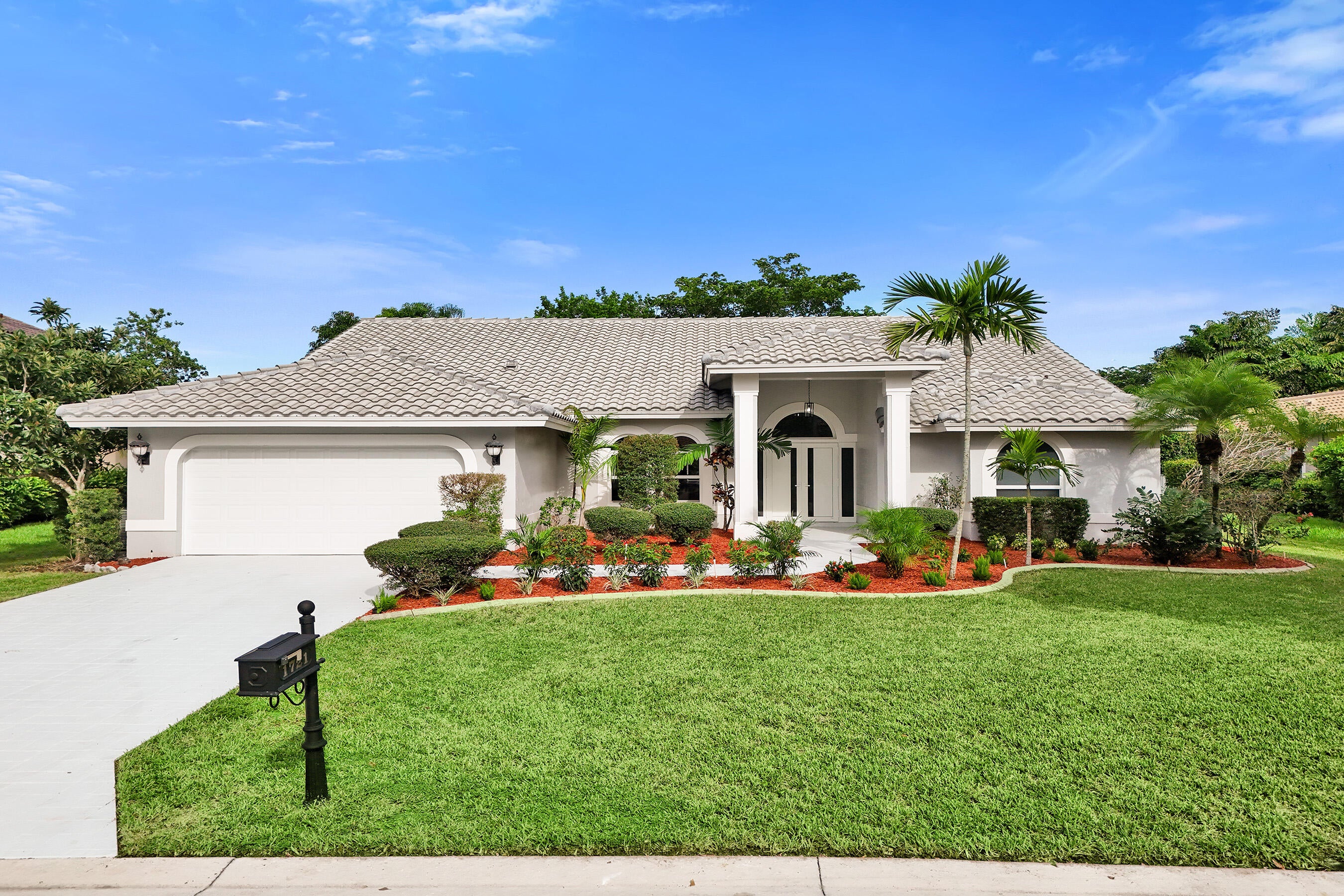1721 NW 127th Way, Coral Springs, FL, 33071/$850,000 4 1721 NW 127th Way