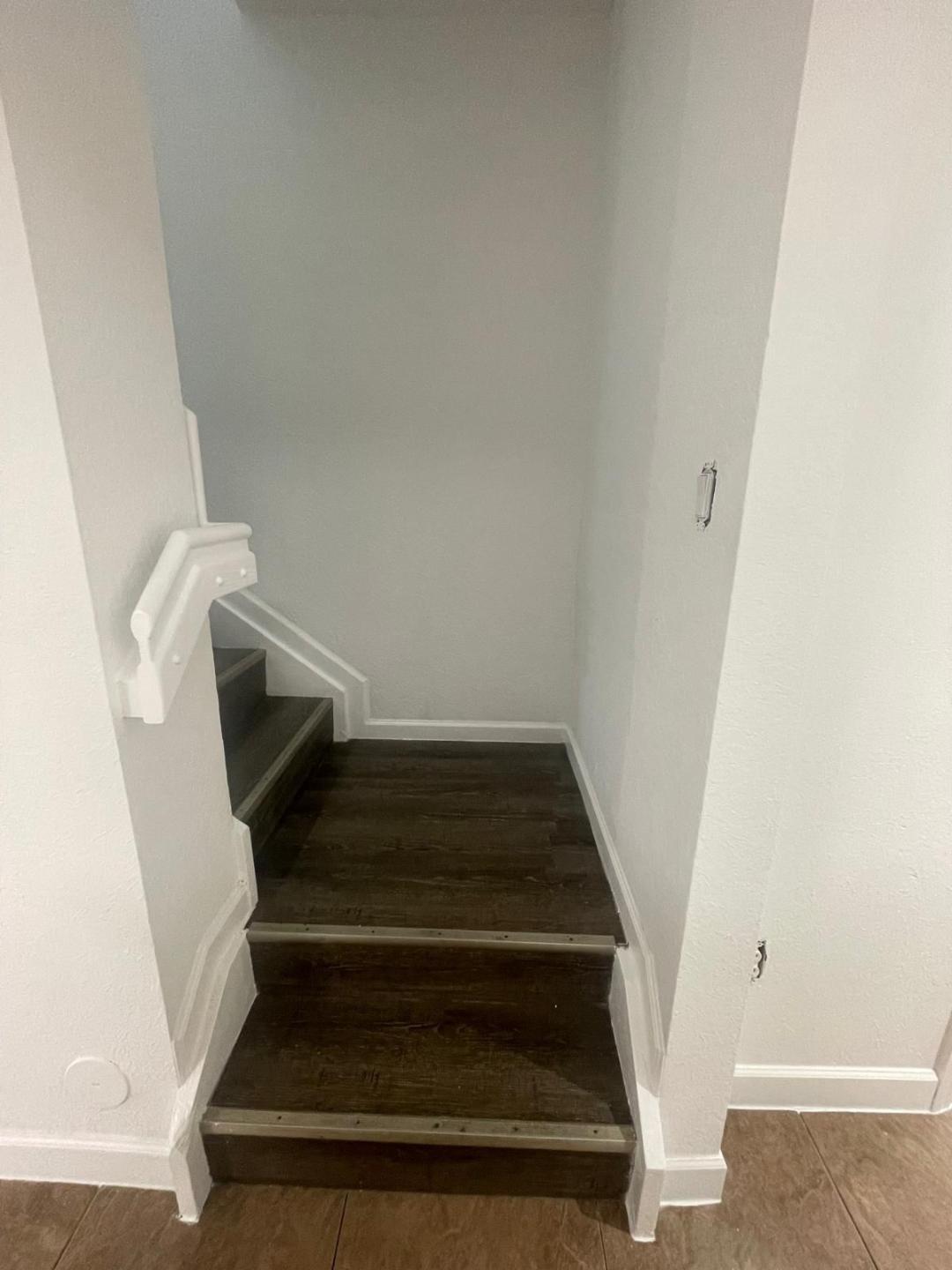 Coventry House 85-37 B - Residential Lease