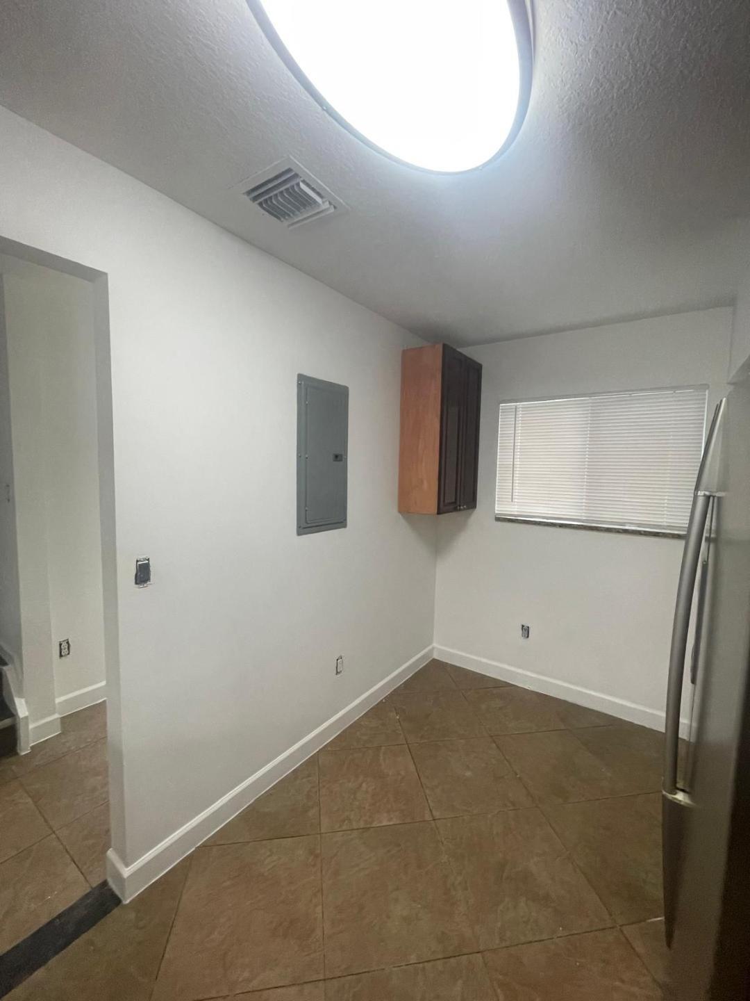 Coventry House 85-37 B - Residential Lease