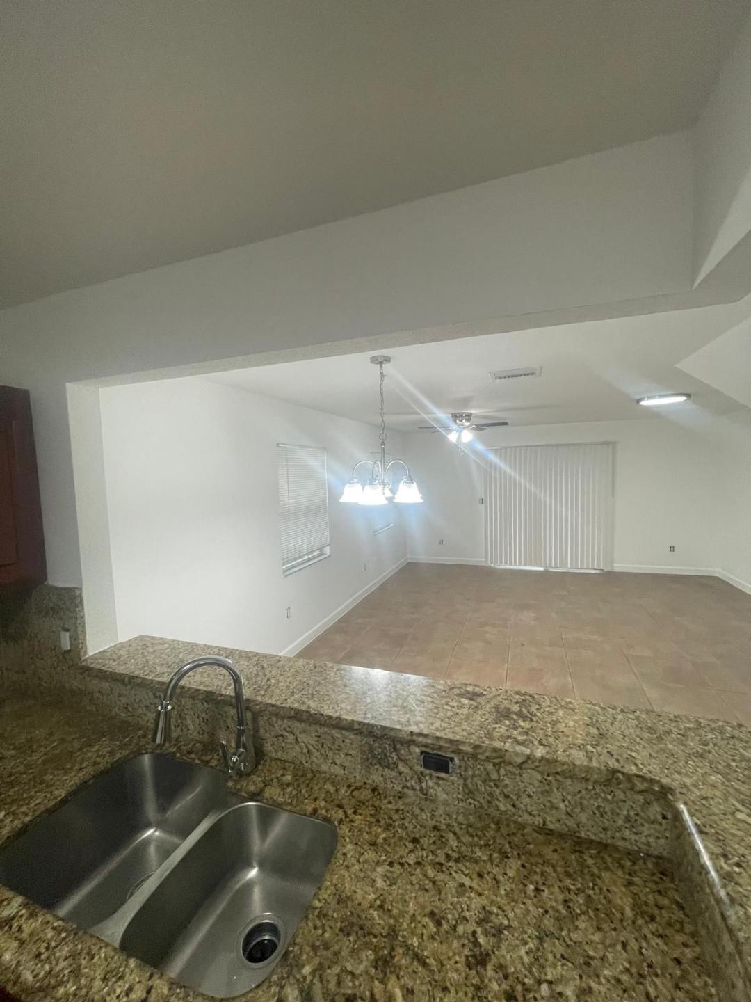 Coventry House 85-37 B - Residential Lease