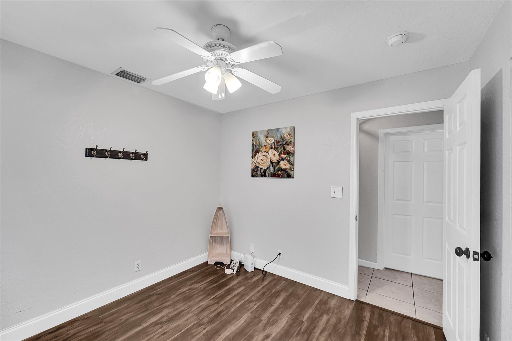 Sunrise Golf Village Sec - Residential