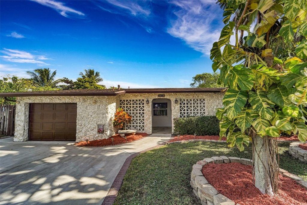 Photo of 2510 NW 87th Lane, Sunrise, FL 33322 (MLS # F10537520)