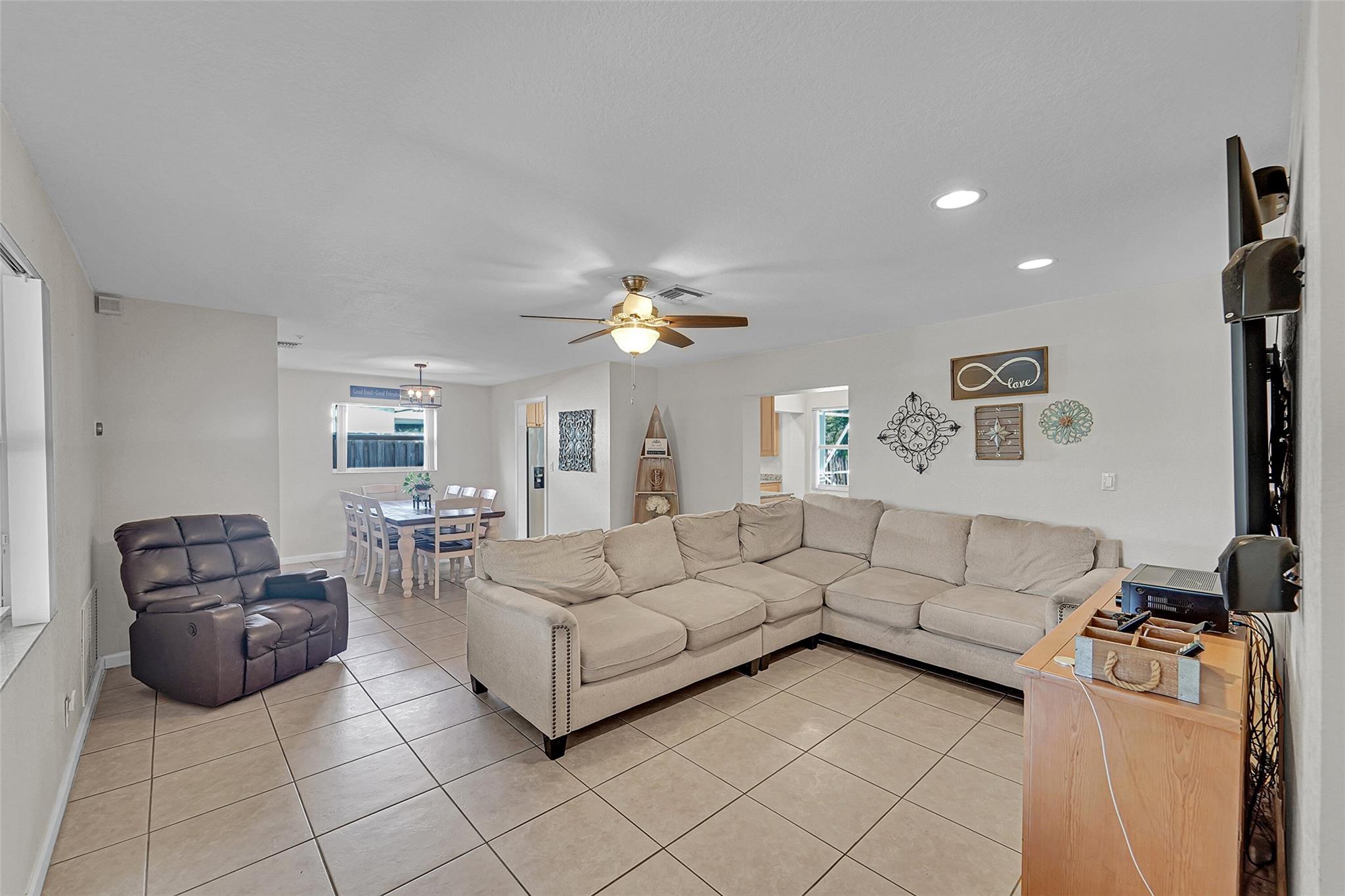 Sunrise Golf Village Sec - Residential