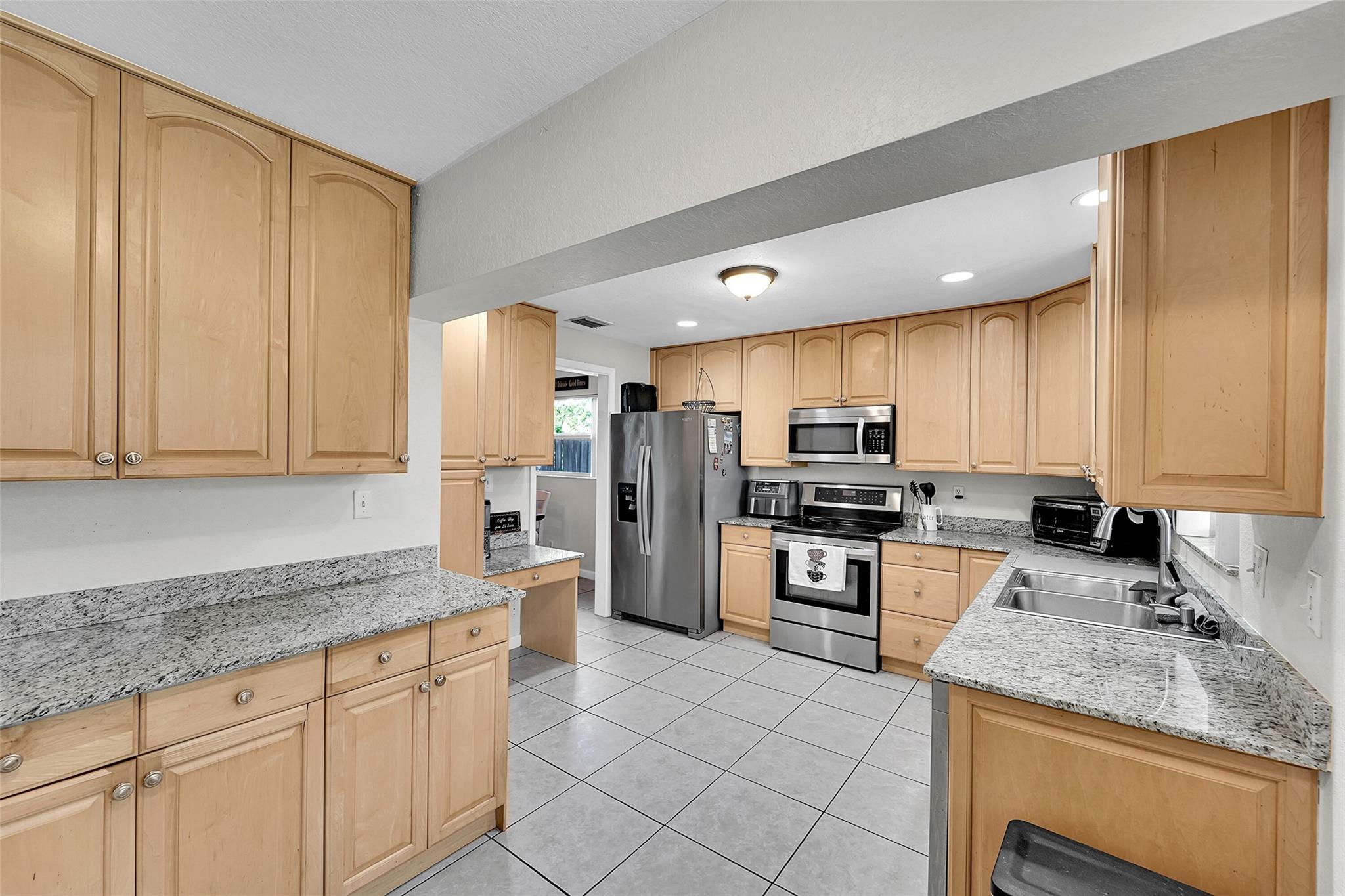 Sunrise Golf Village Sec - Residential