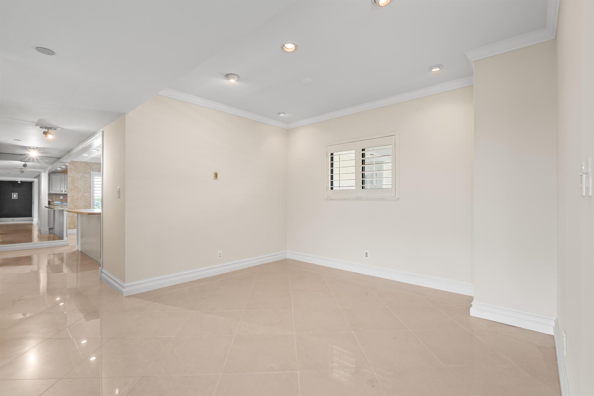 16940 Bay Street N504, Jupiter, FL, 33477/$924,999 4 16940 Bay Street N504