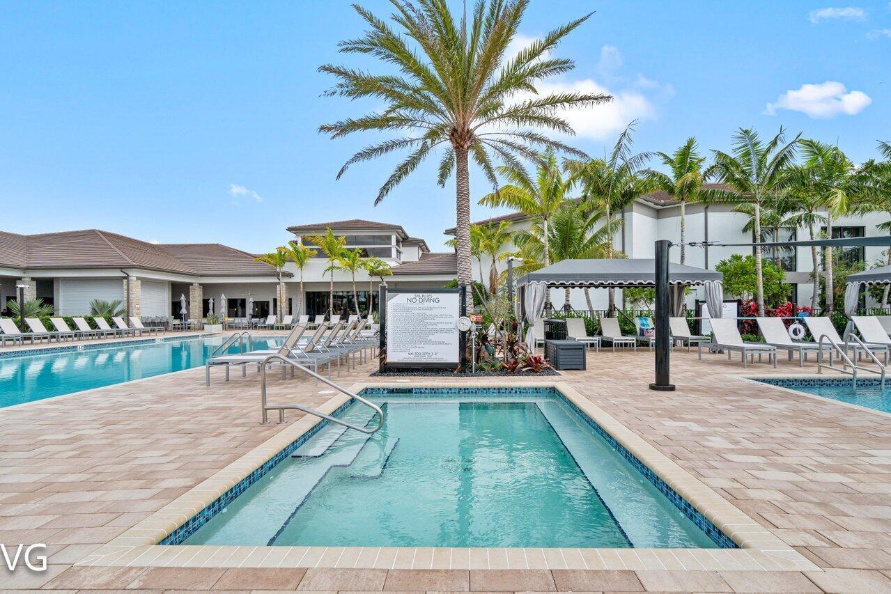 Valencia Grand - Residential