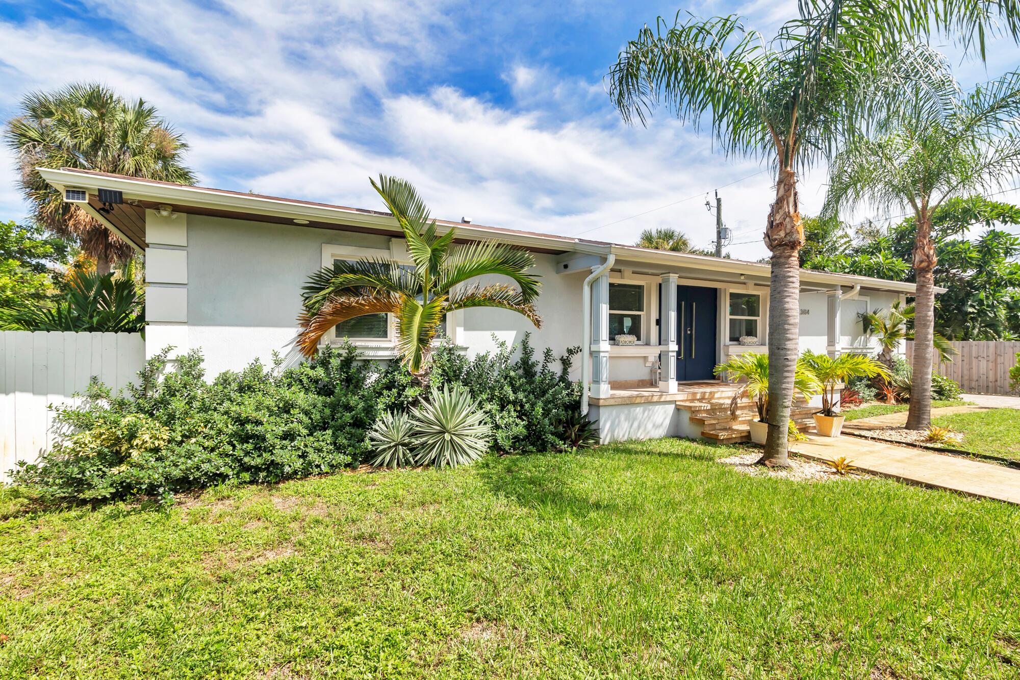 3614 Poinsettia Avenue