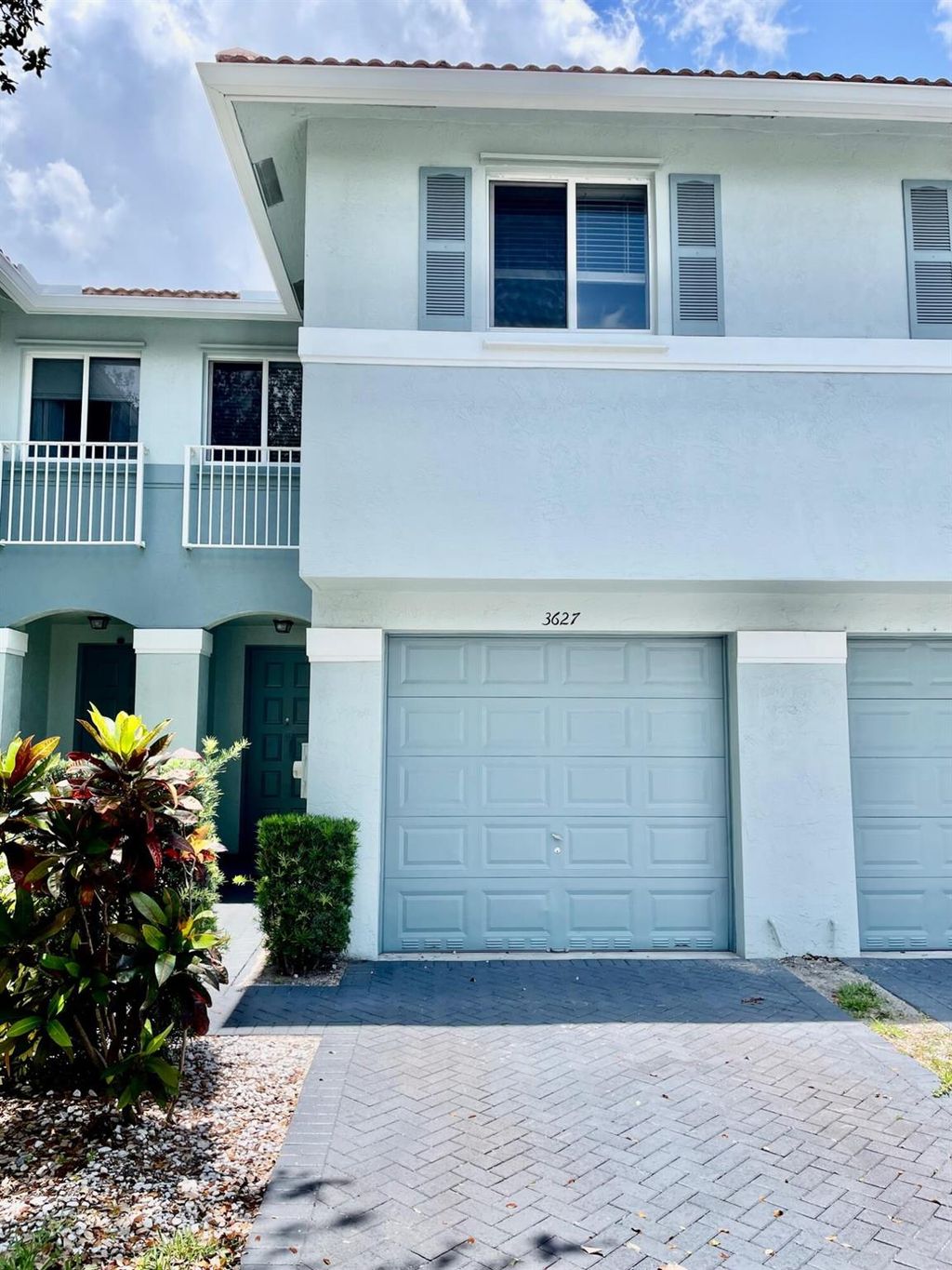 Photo of 3627 Oleander Terrace, Riviera Beach, FL 33404 (MLS # R10896811)
