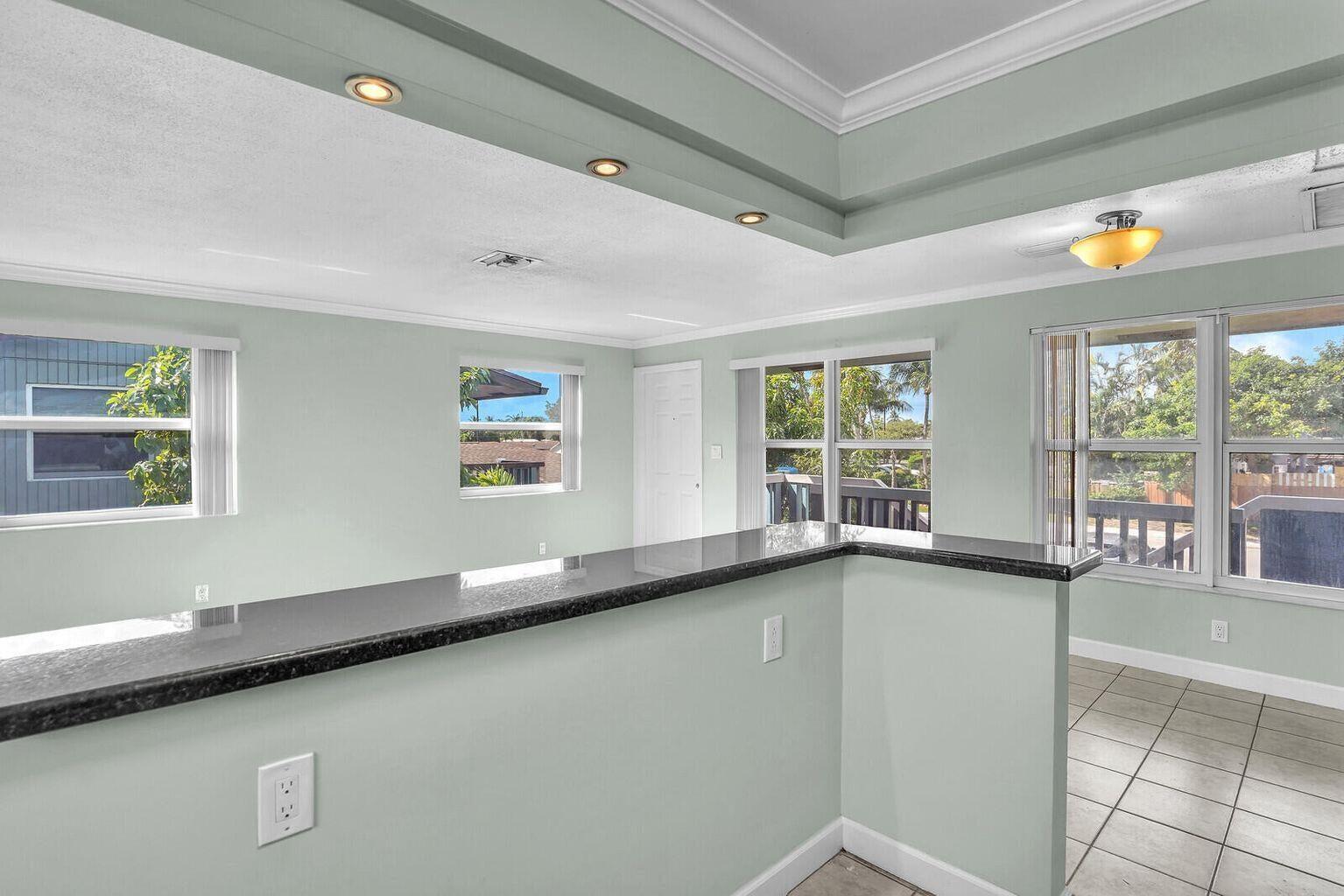 CRESTHAVEN NO 9 REPLAT - Residential Income