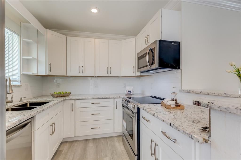 imperial point - Residential Income