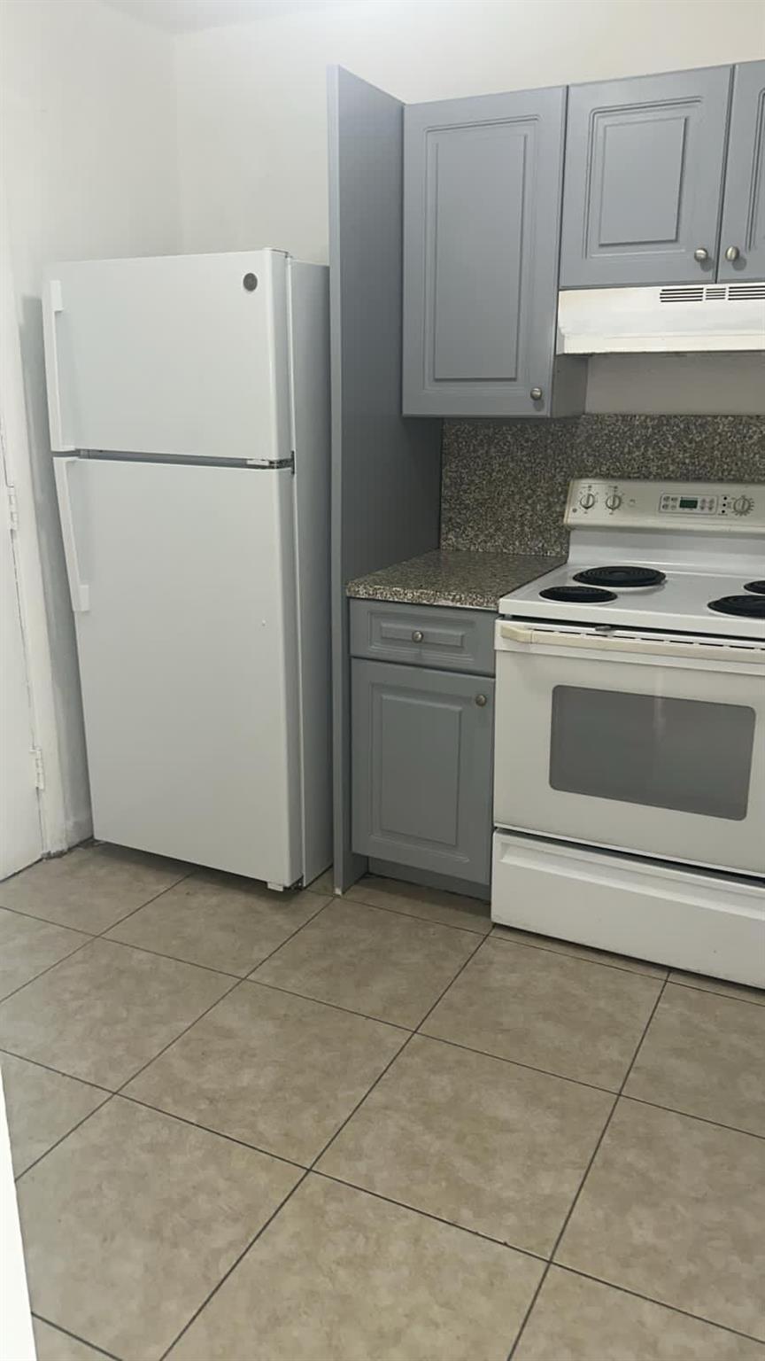 SUNSET HILLS I CONDOMINIU - Residential Lease