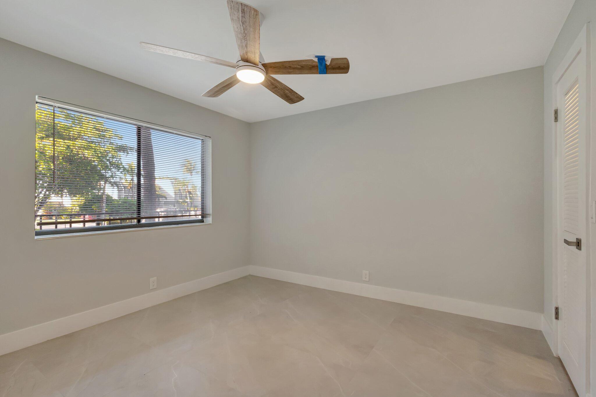 FOUNTAINS OF PALM BEACH CONDO 7 - Residential