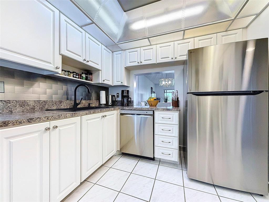 2309 S Cypress Bend Drive 515