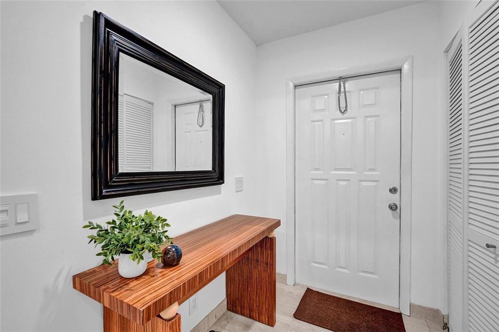 Country Isles Patio PH 3 - Residential