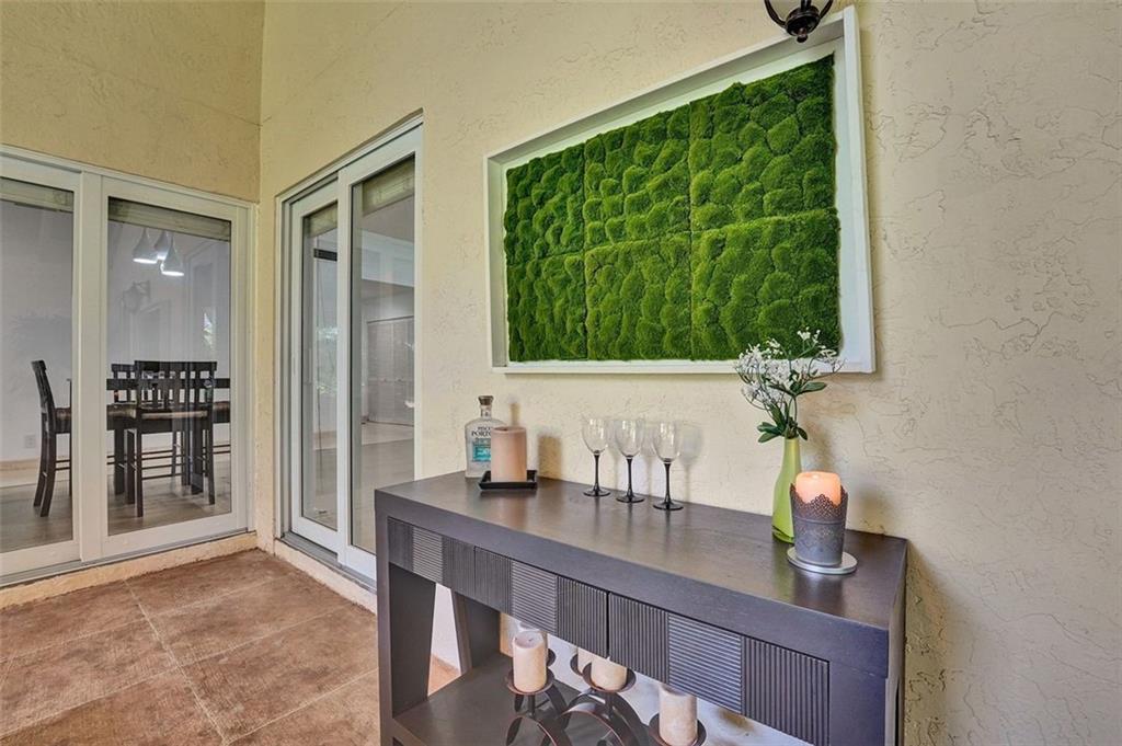 Country Isles Patio PH 3 - Residential