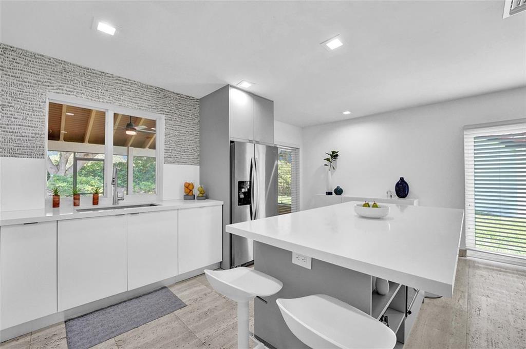 Country Isles Patio PH 3 - Residential