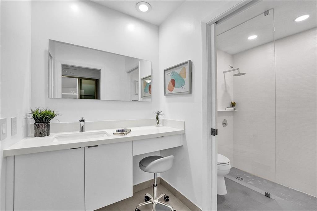 Country Isles Patio PH 3 - Residential