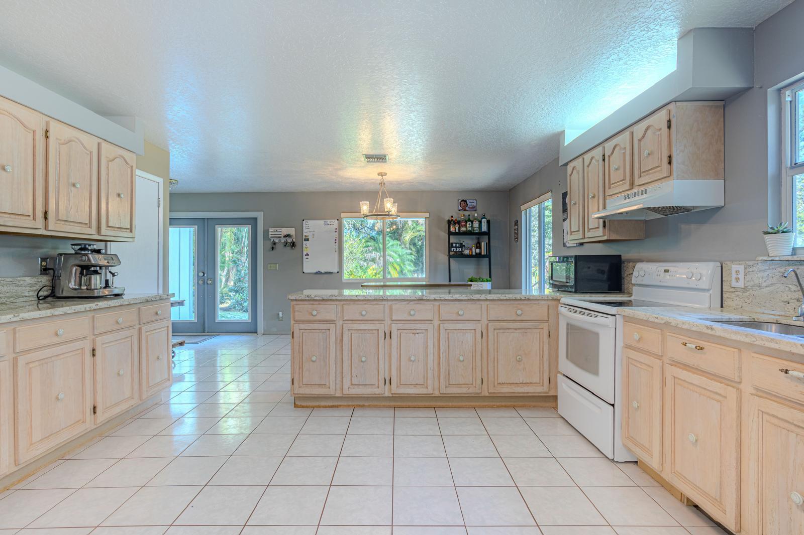4852 Windmill Road