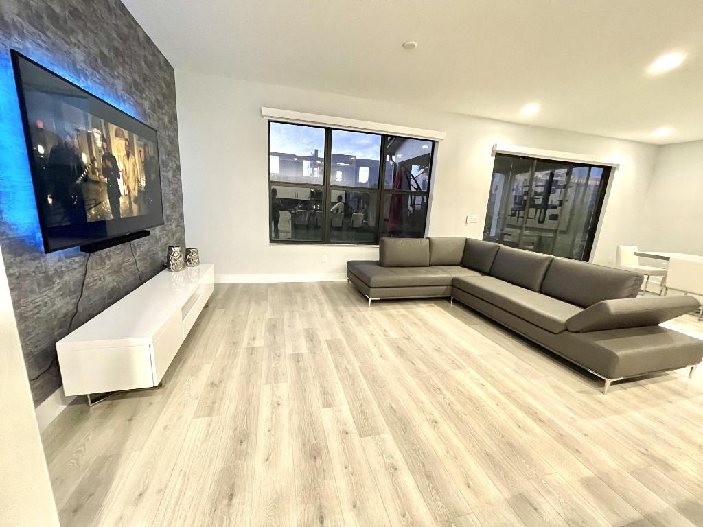 SKY COVE PHASE 1 B - Residential Lease