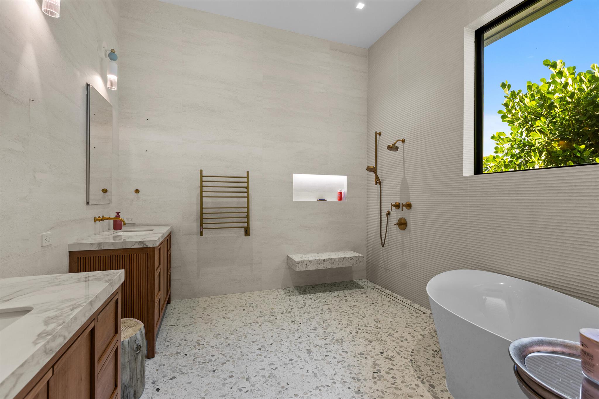 LAKE EDEN SUB PL 2 IN - Residential