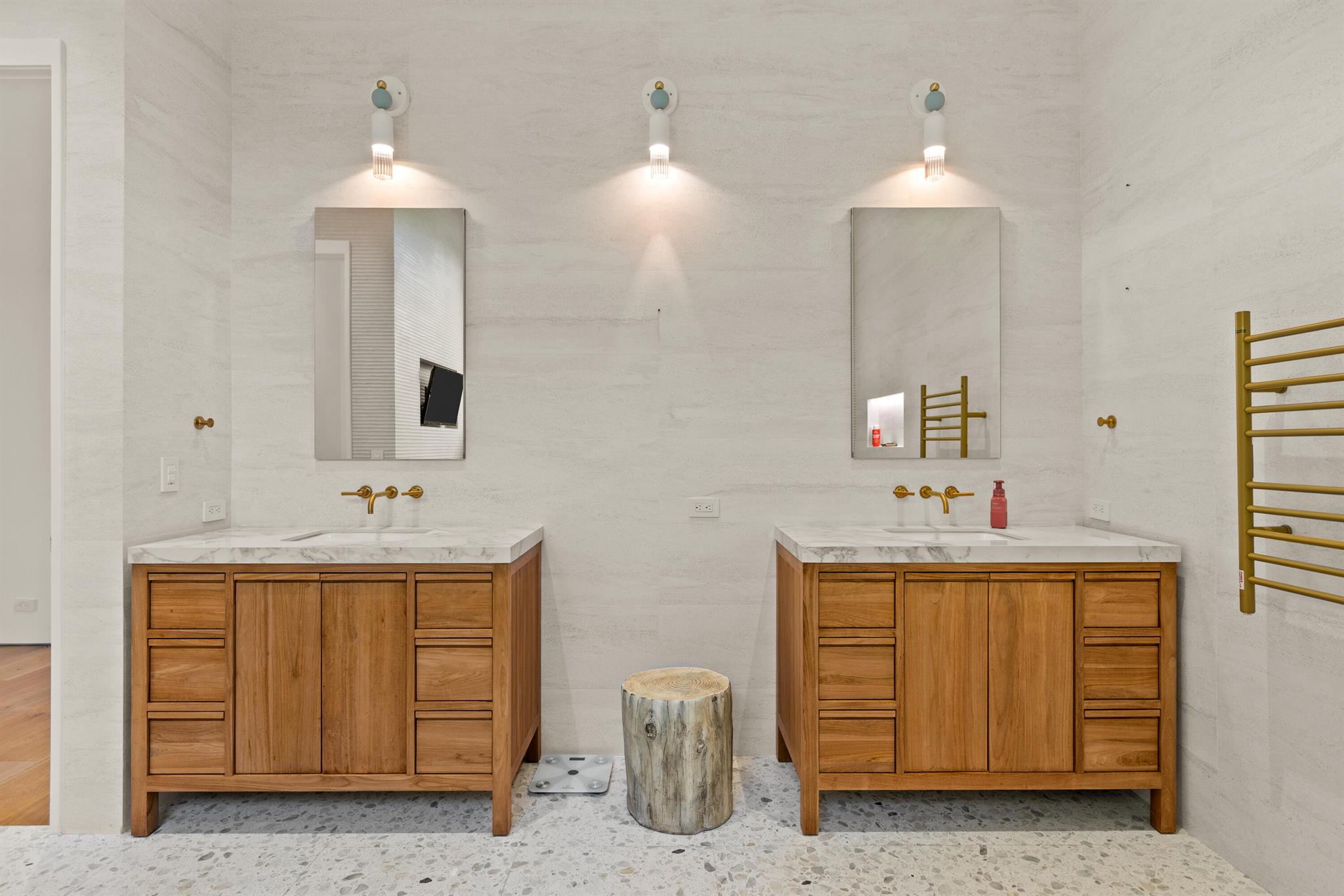 LAKE EDEN SUB PL 2 IN - Residential