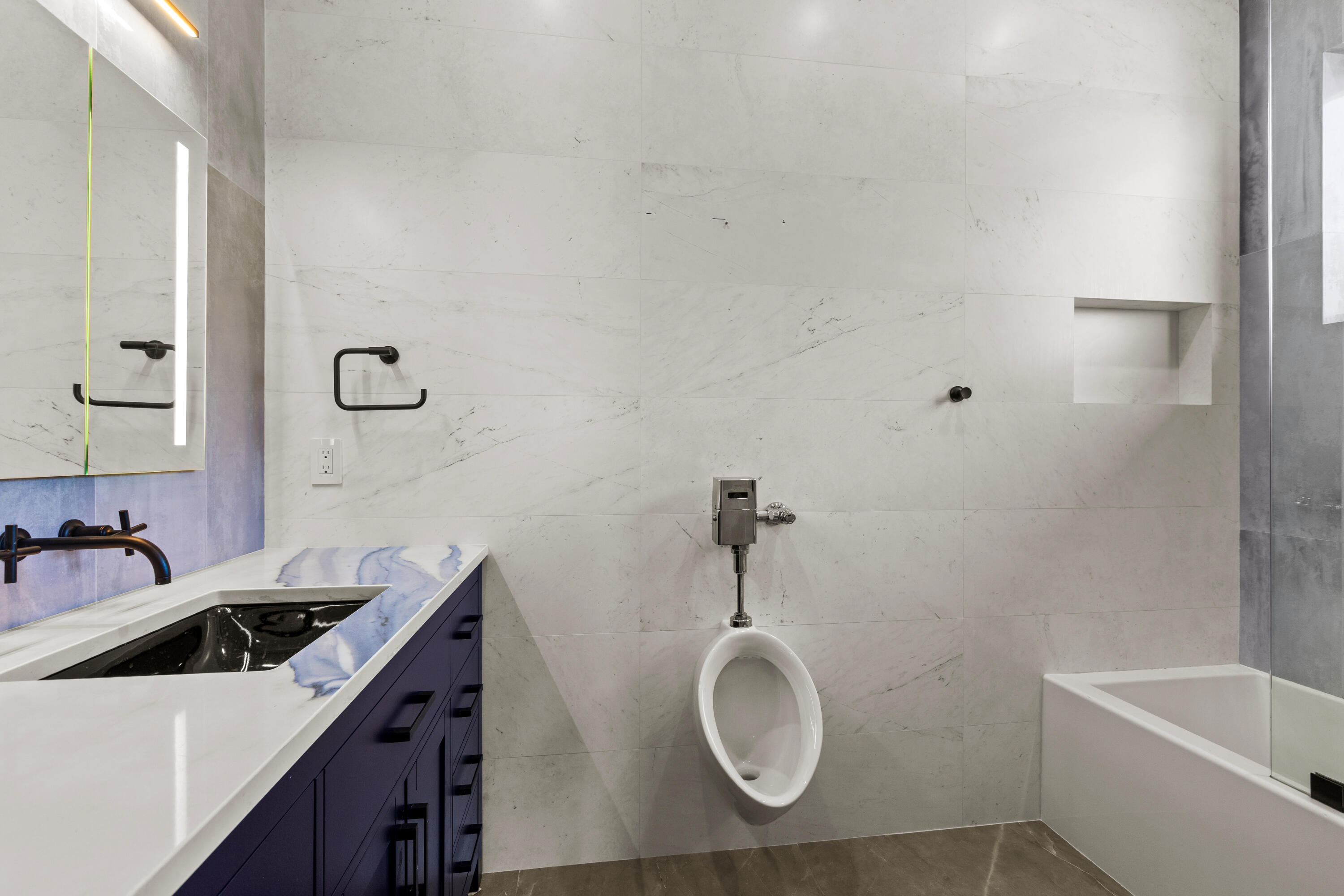 LAKE EDEN SUB PL 2 IN - Residential