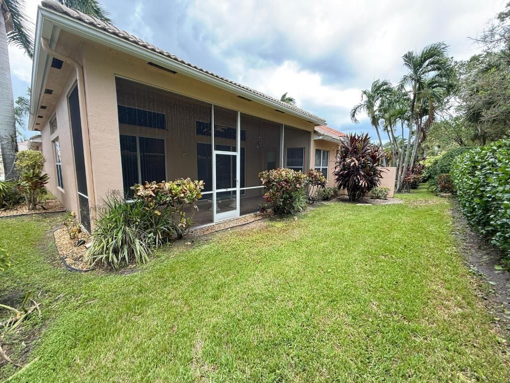 Photo of 10060 Armani Drive, Boynton Beach, FL 33437 (MLS # R11142841)