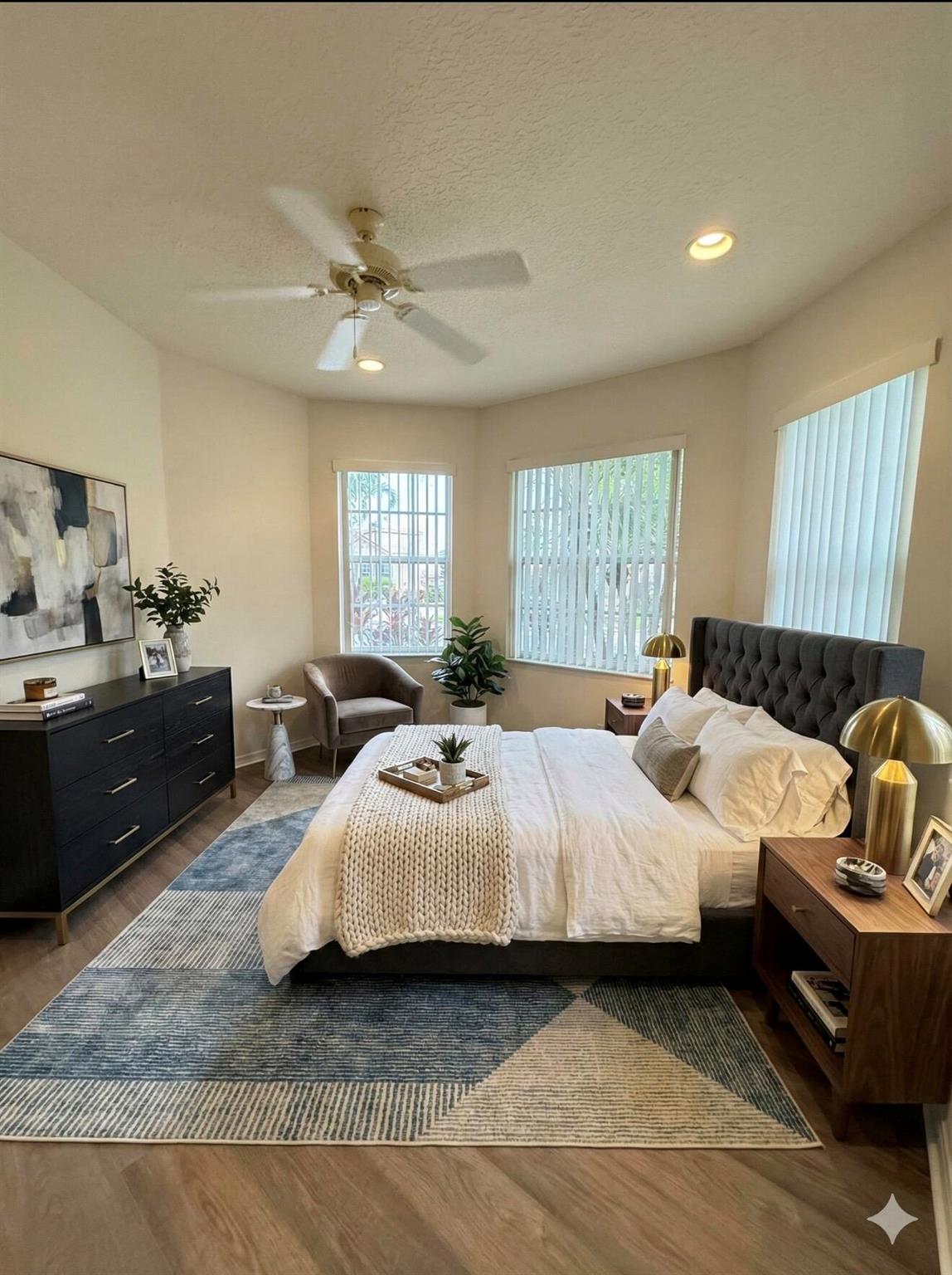 MIZNER FALLS - Residential