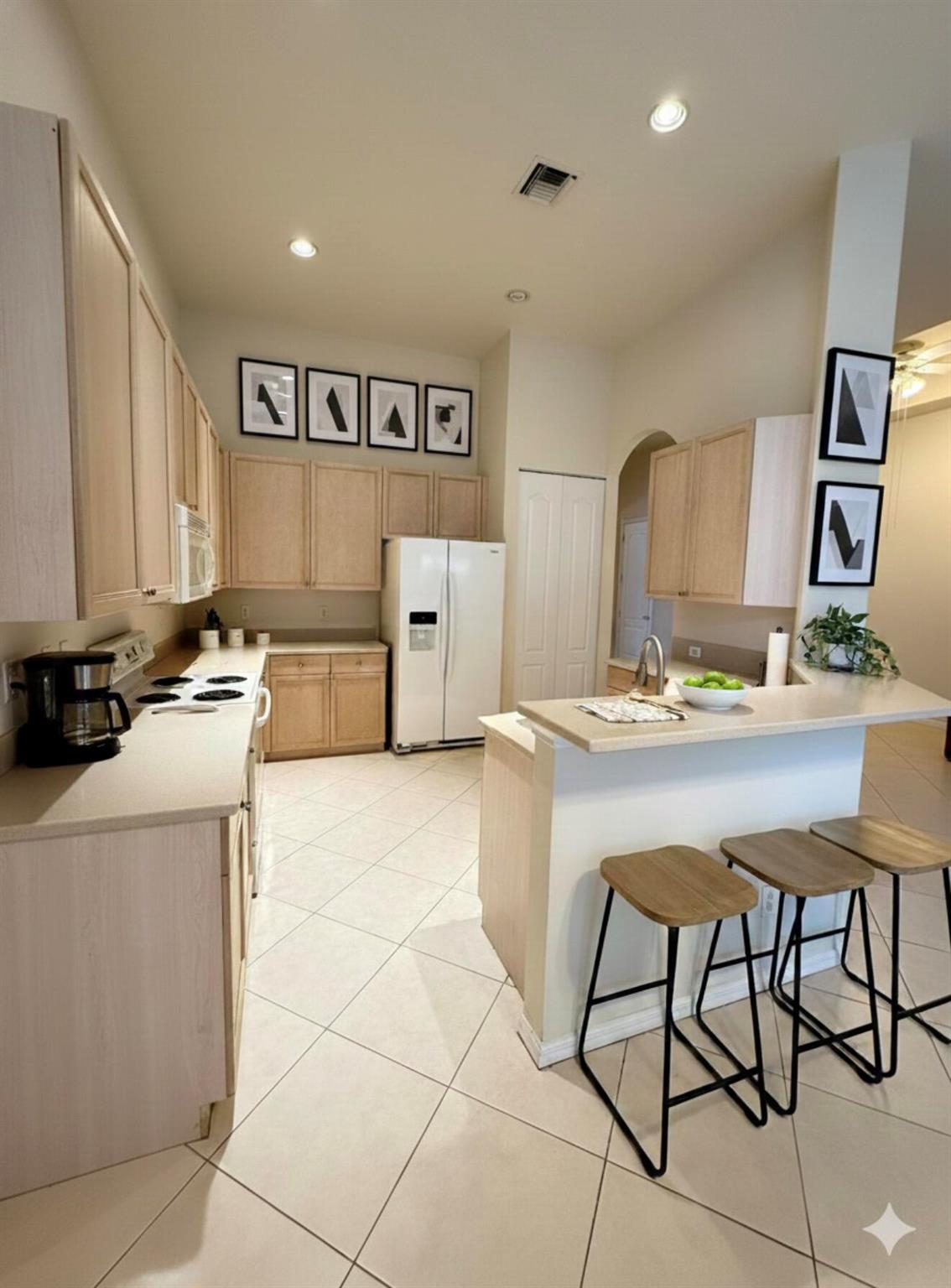 MIZNER FALLS - Residential