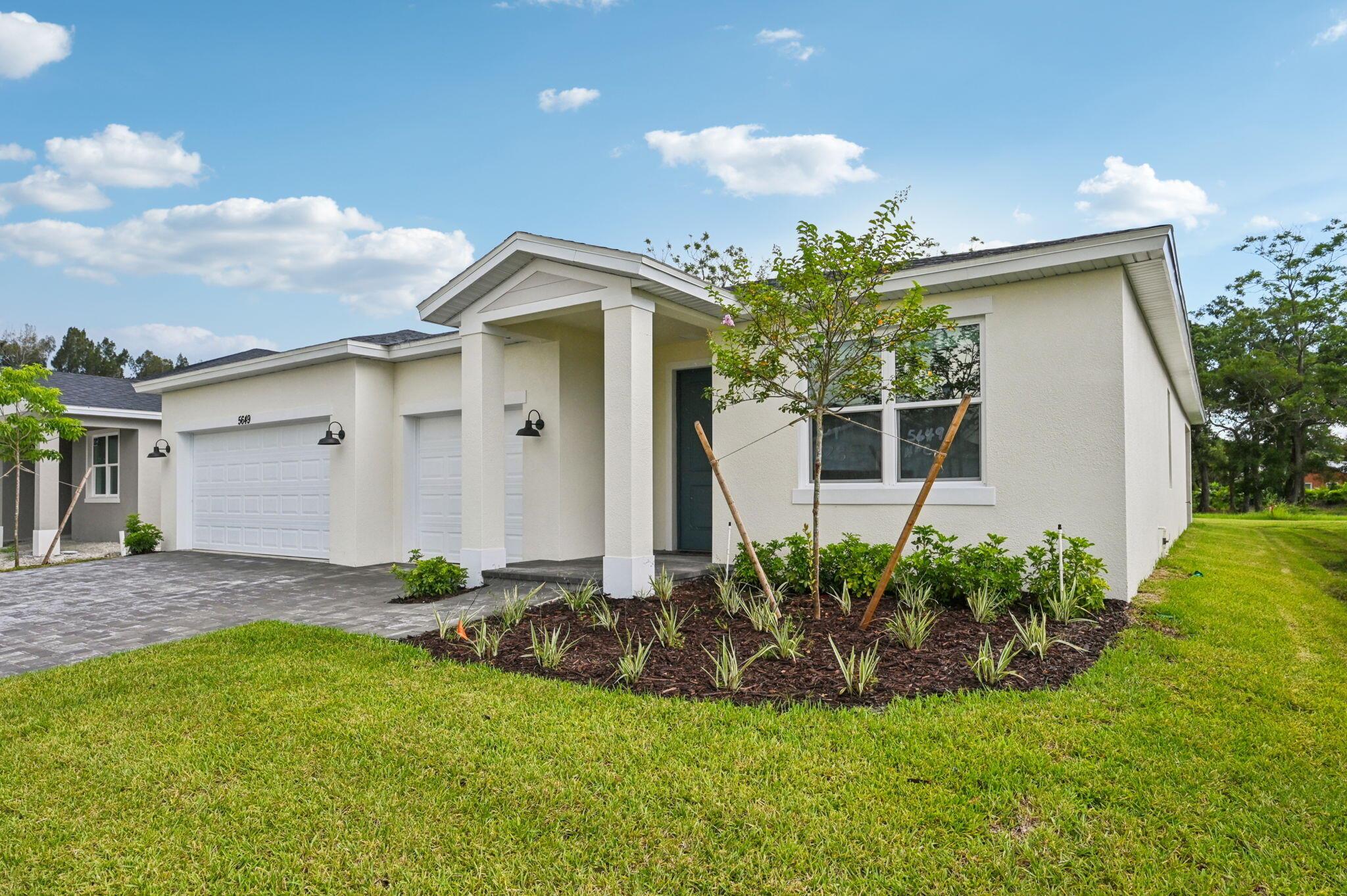 5649 Hampton Park Circle
