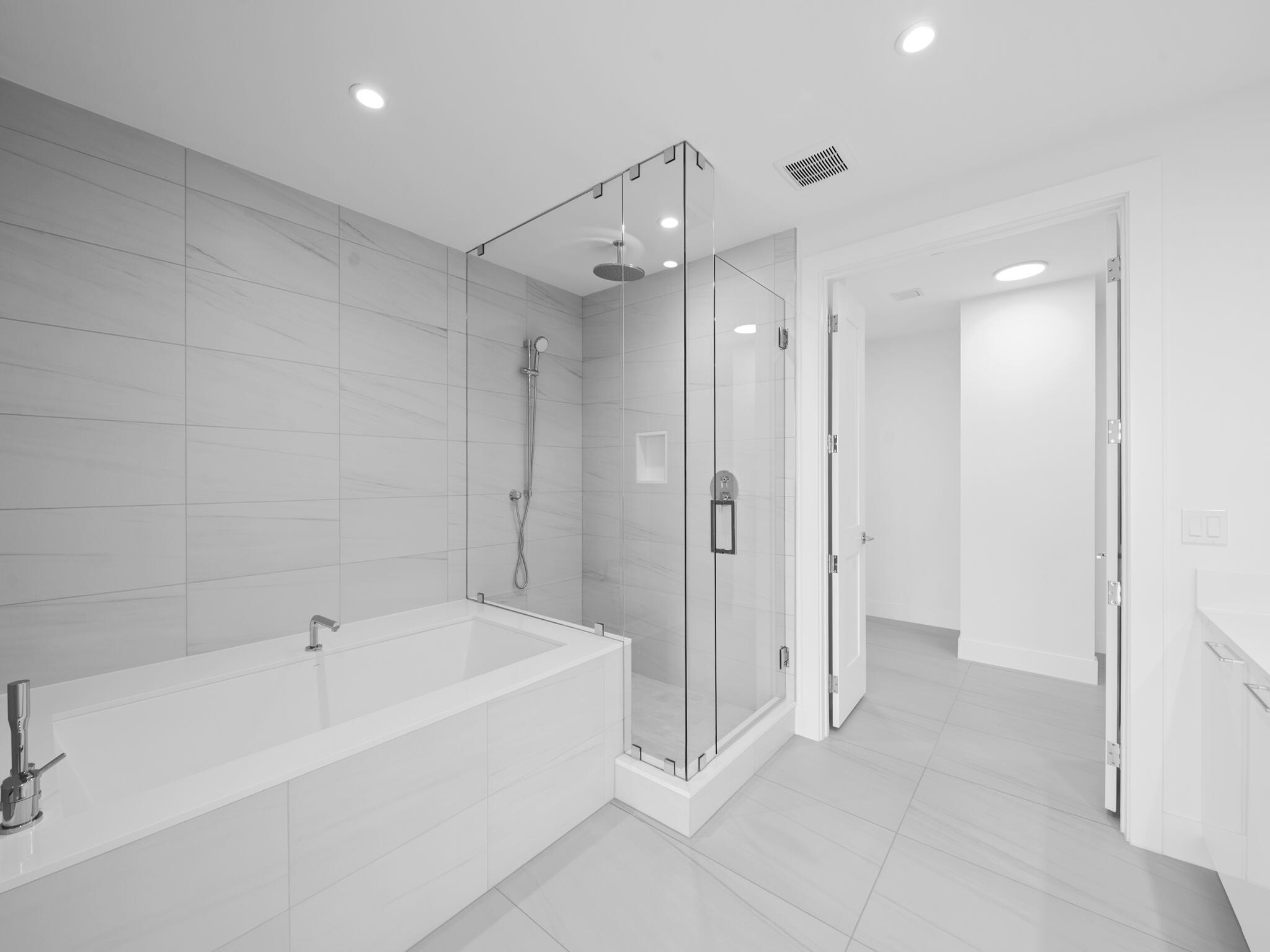 Selene Oceanfront - Residential Lease