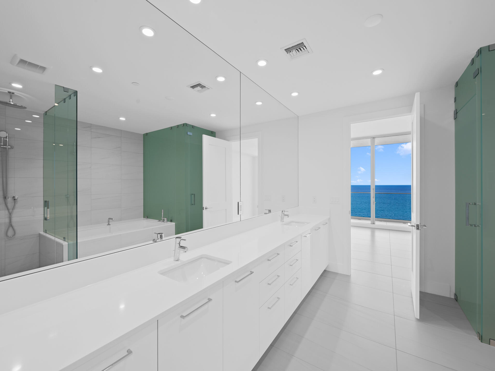 Selene Oceanfront - Residential Lease