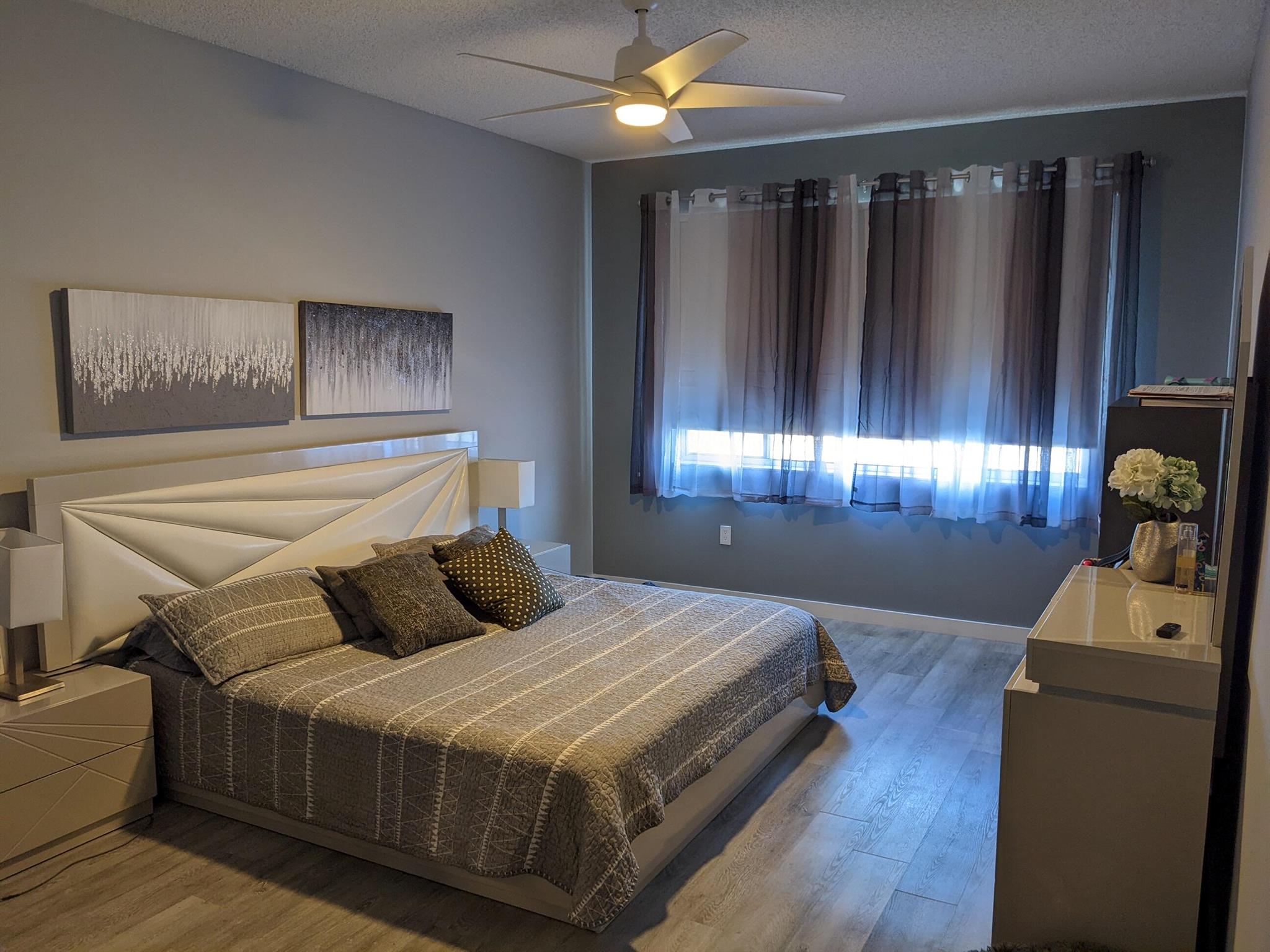 105 Half Moon Circle F2