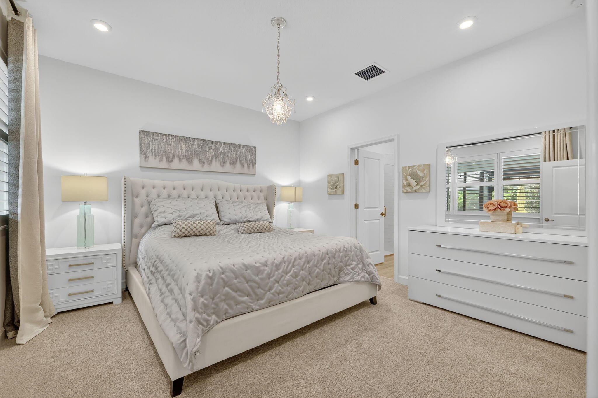 TELARO AT SOUTHERN GROVE - Residential