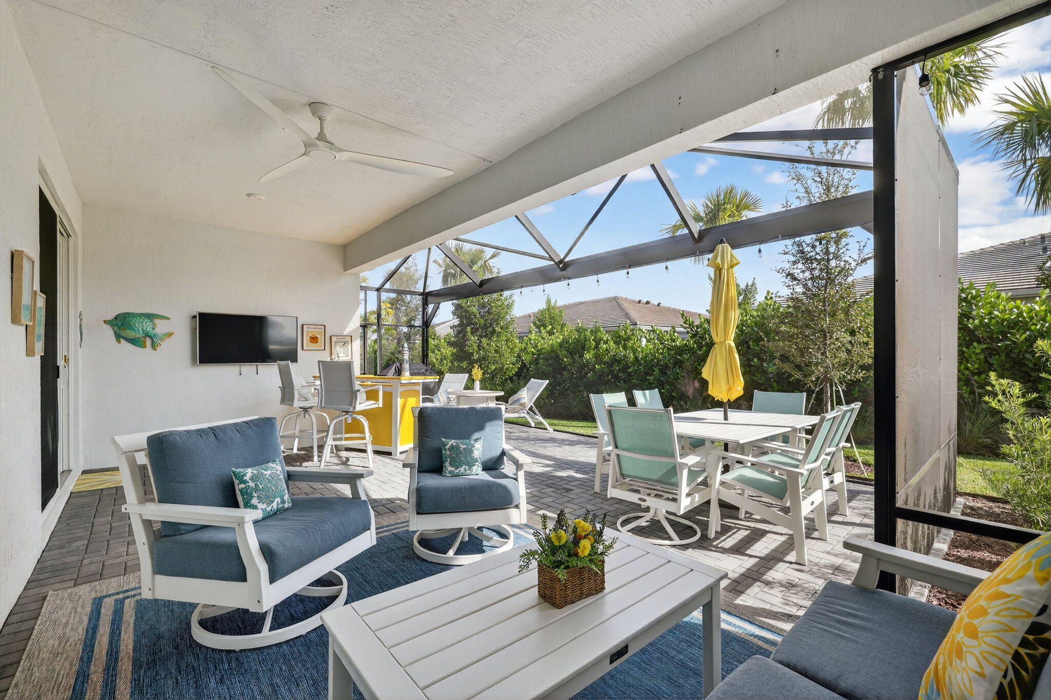 TELARO AT SOUTHERN GROVE - Residential