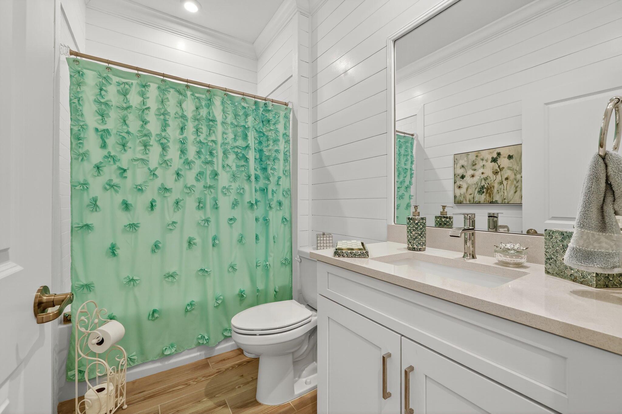 TELARO AT SOUTHERN GROVE - Residential