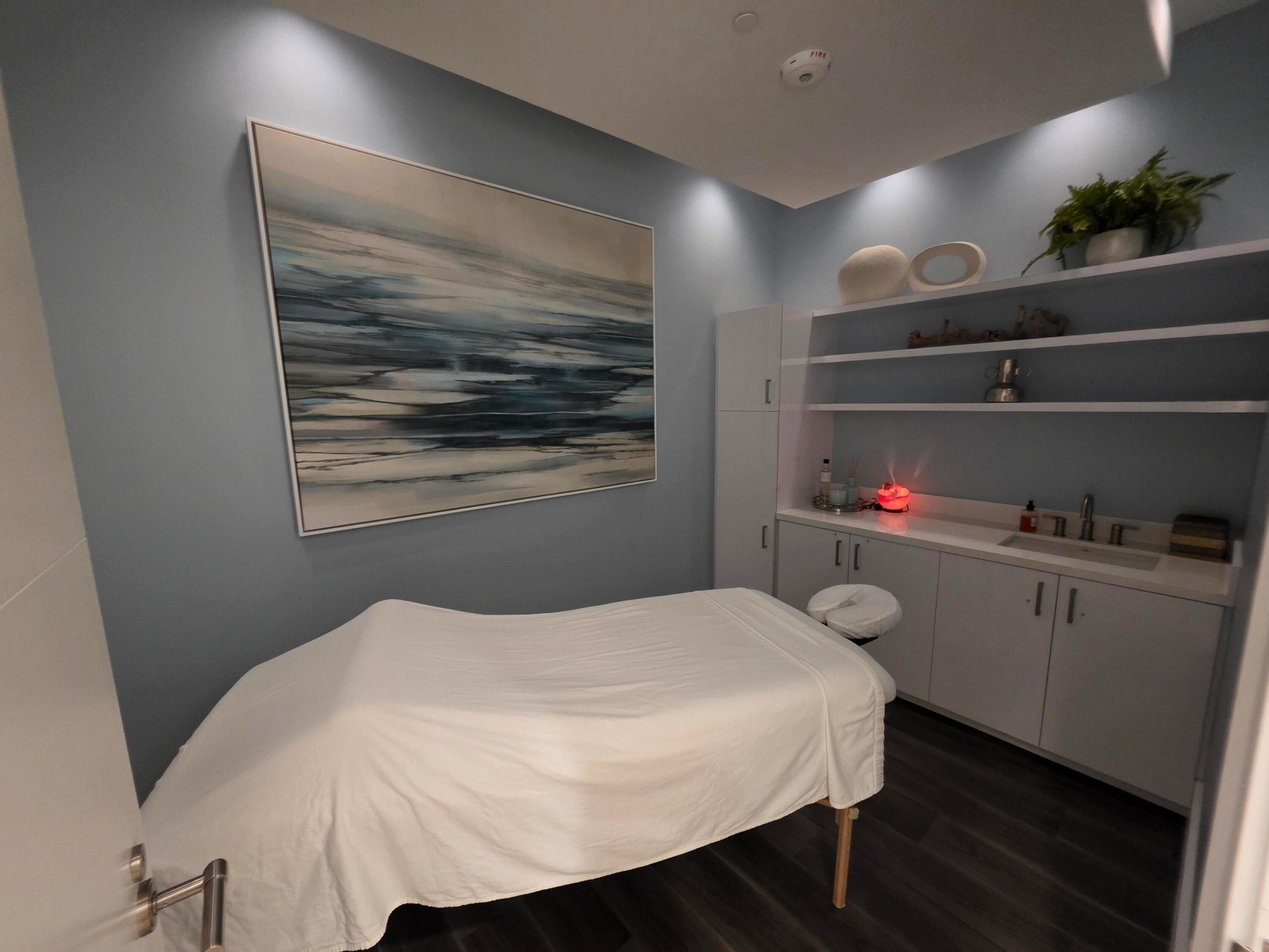 TELARO AT SOUTHERN GROVE - Residential