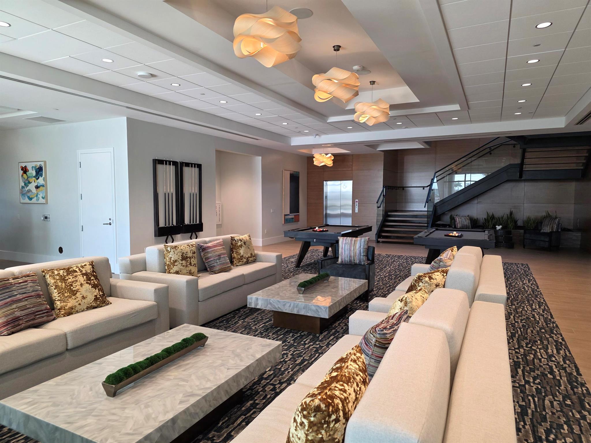 TELARO AT SOUTHERN GROVE - Residential