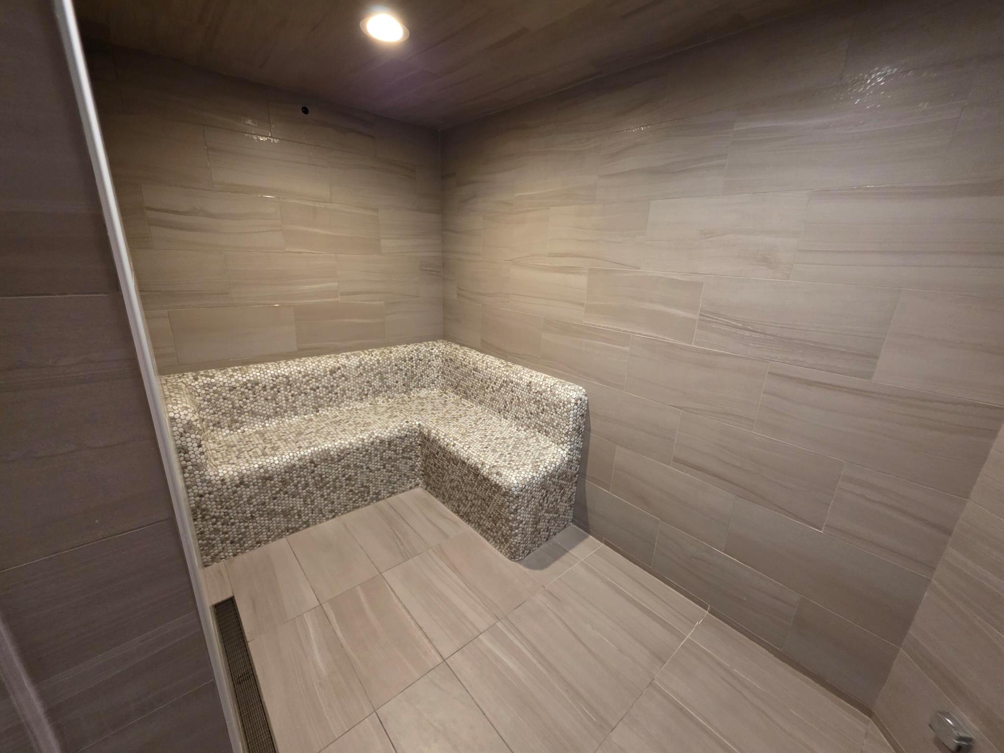 TELARO AT SOUTHERN GROVE - Residential