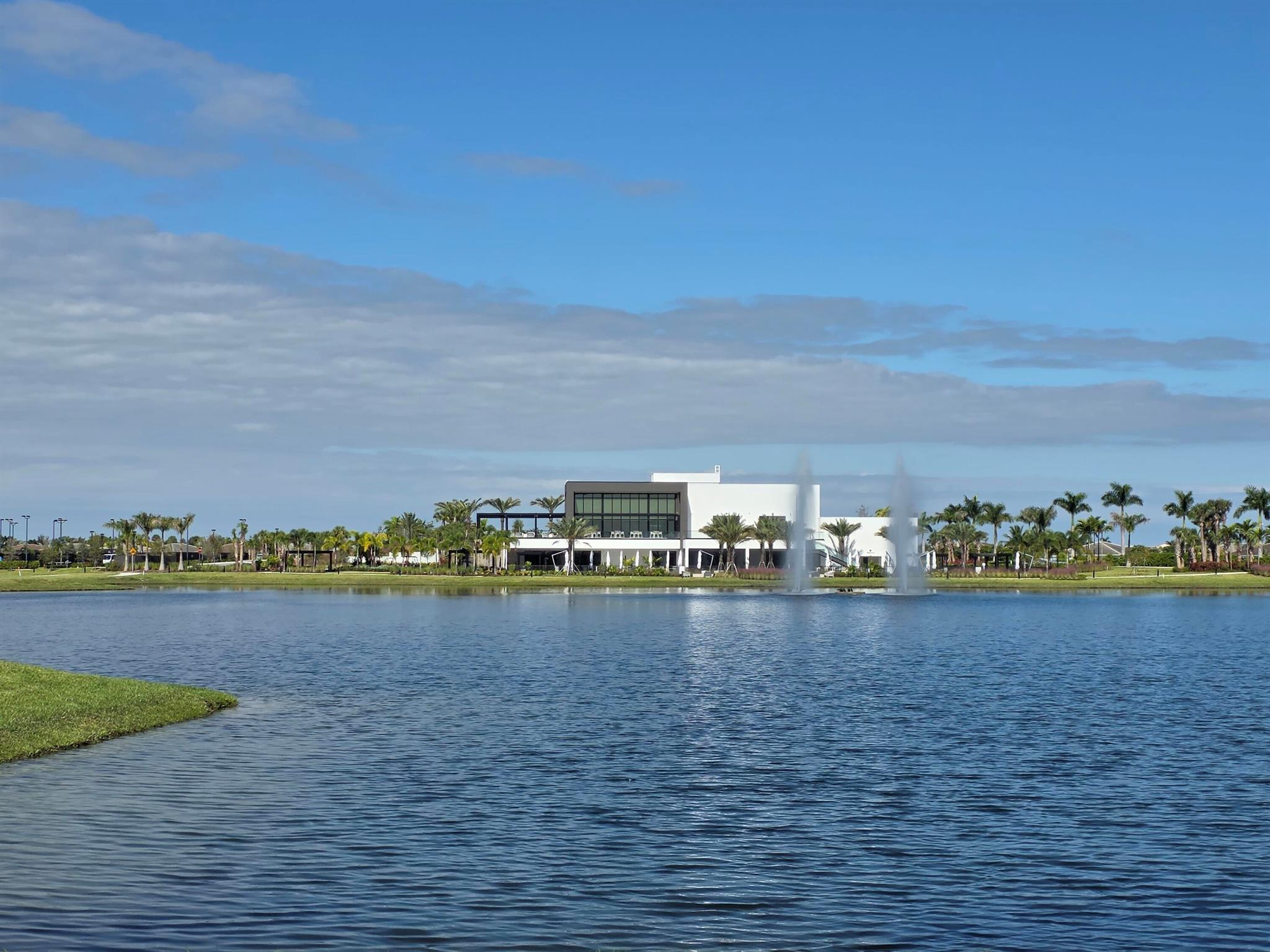 TELARO AT SOUTHERN GROVE - Residential