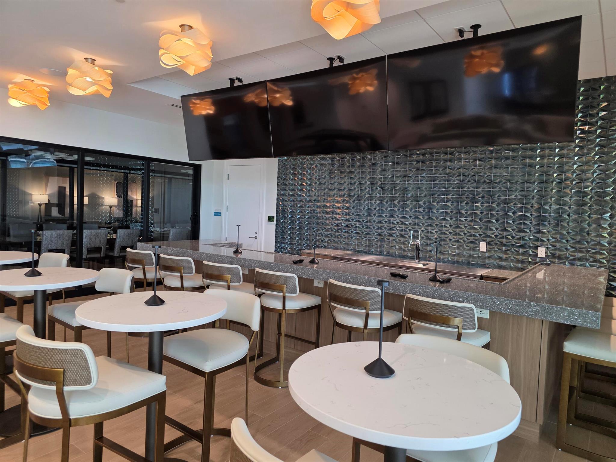 TELARO AT SOUTHERN GROVE - Residential