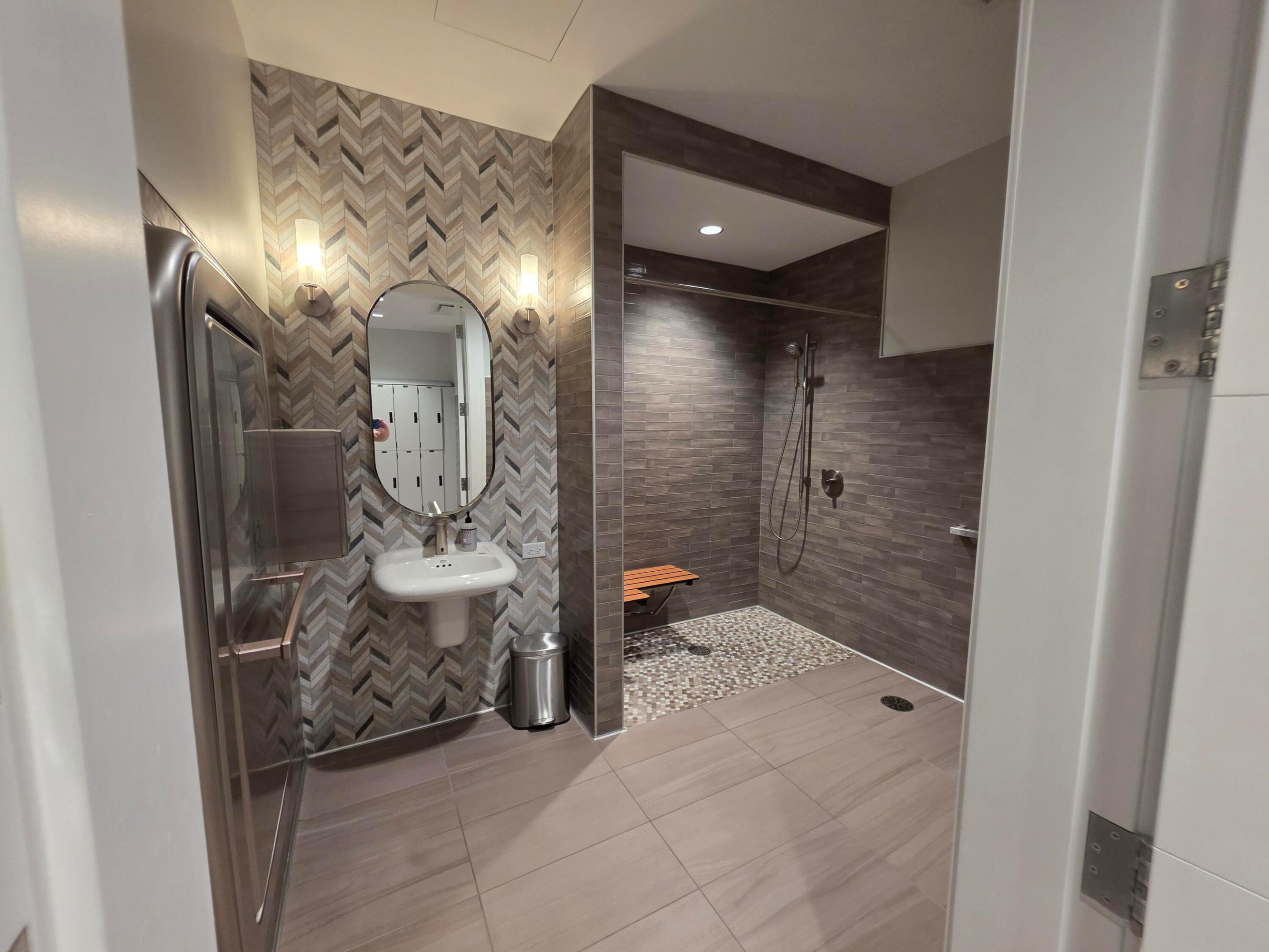 TELARO AT SOUTHERN GROVE - Residential