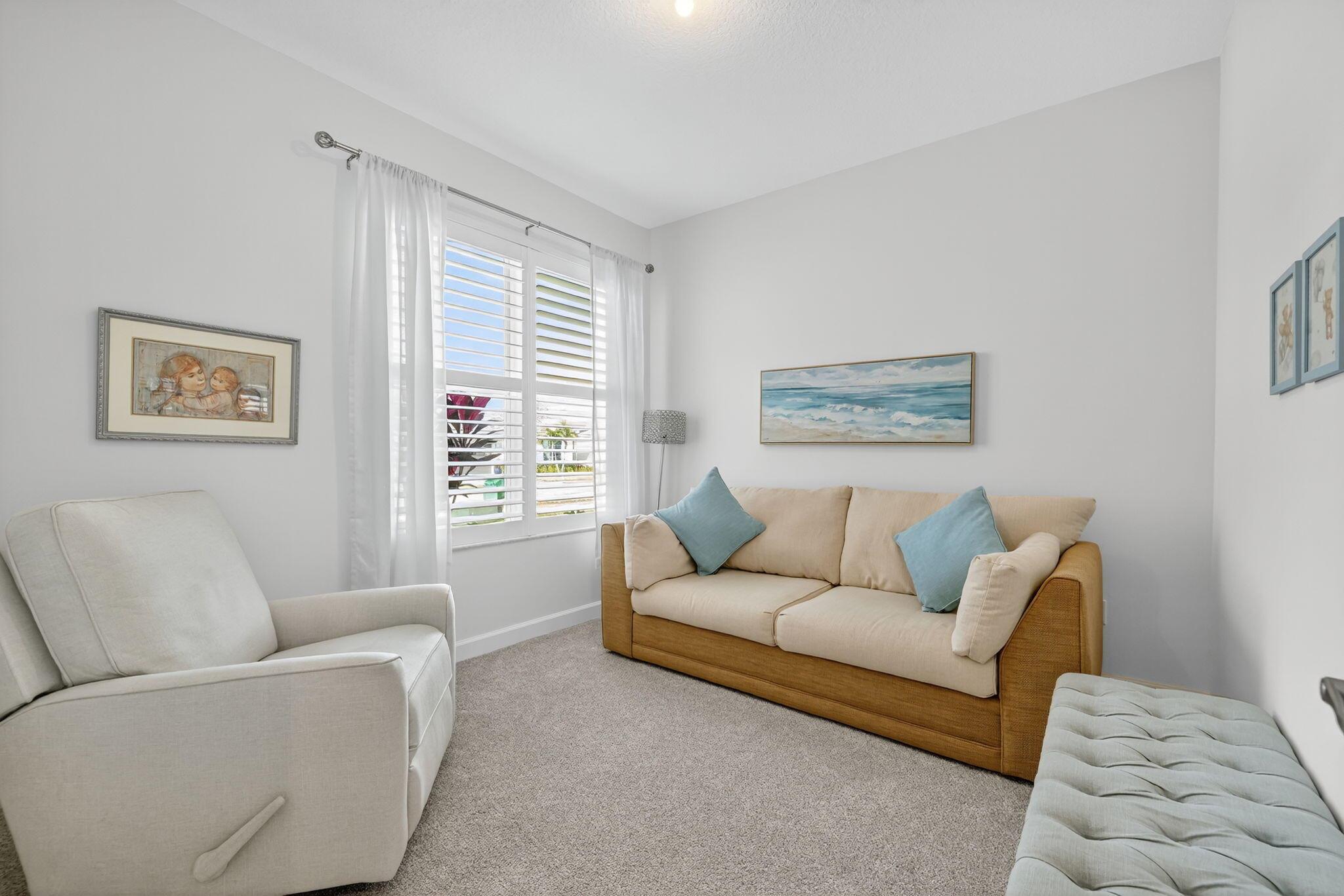 TELARO AT SOUTHERN GROVE - Residential