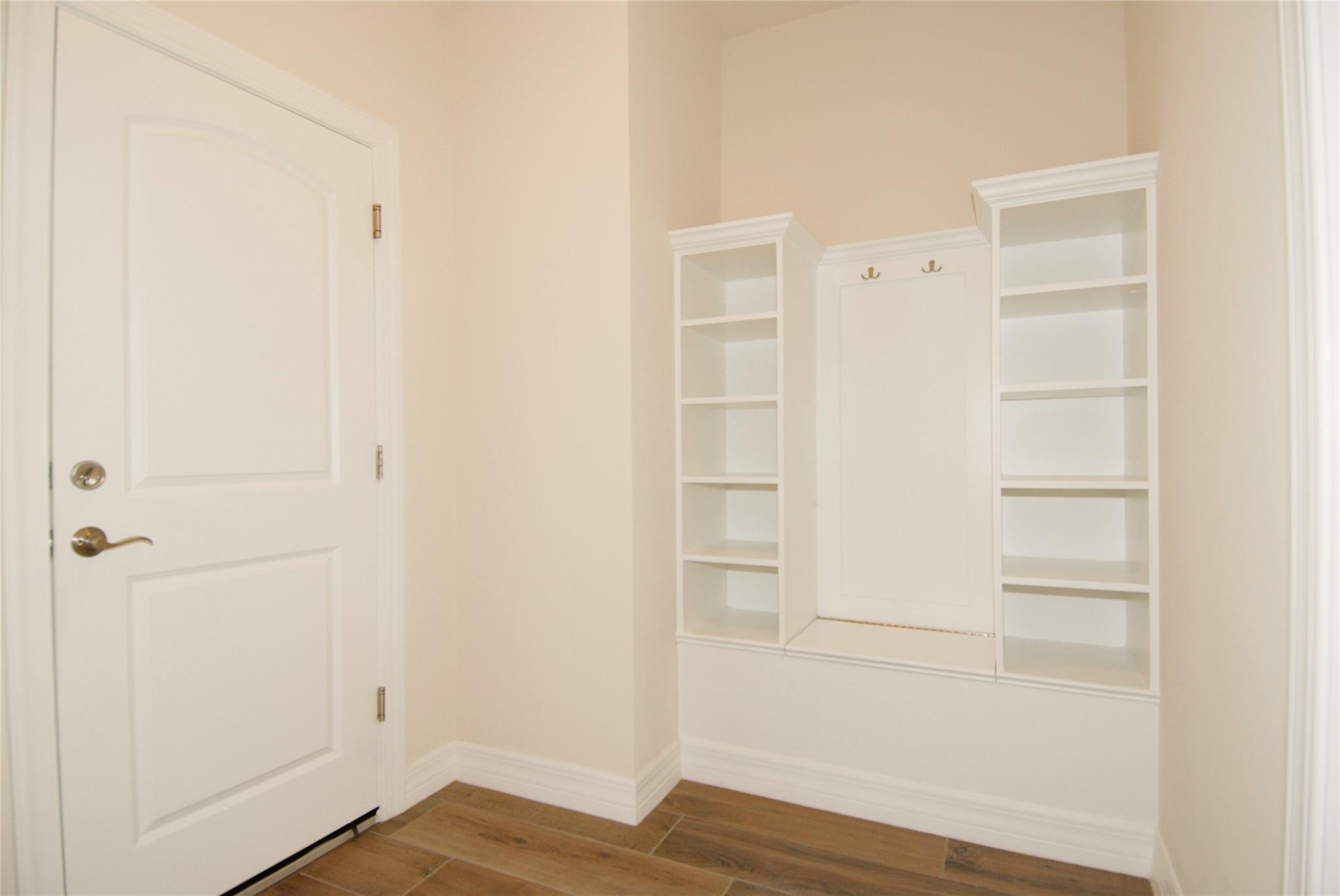 Oak Tree Prop Redev - Residential Lease