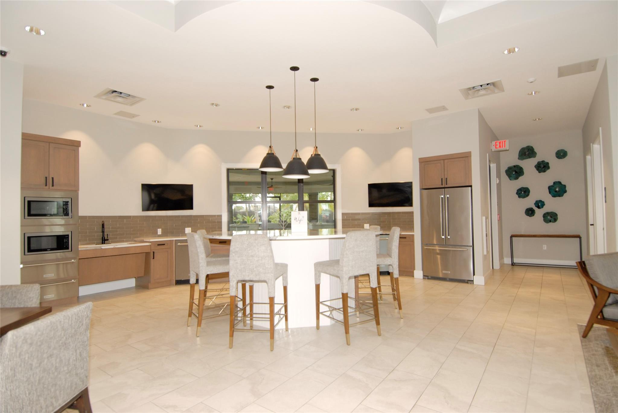 Oak Tree Prop Redev - Residential Lease